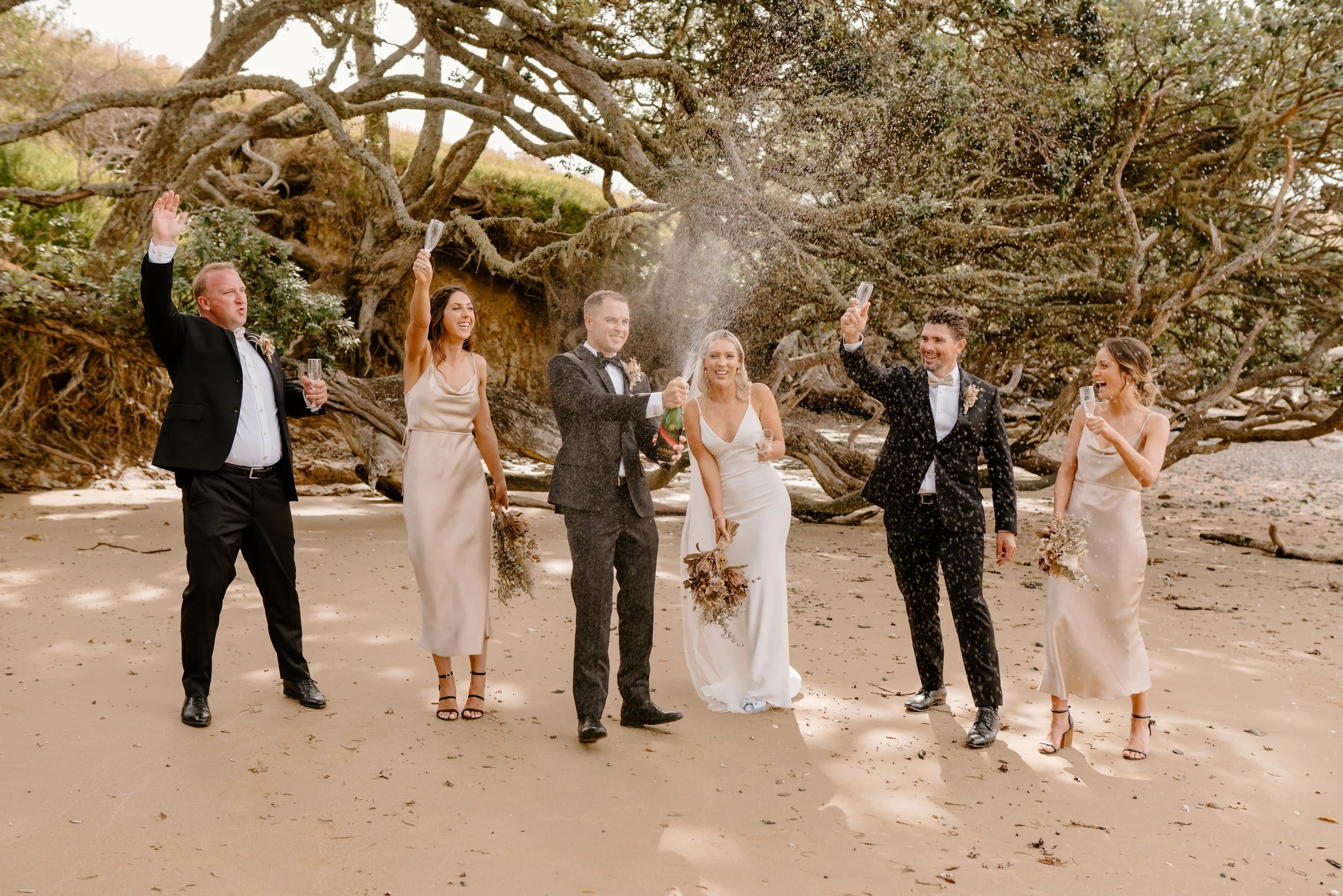 Erin+Nick_Baylys-Farm-Wedding-Photography37.jpg