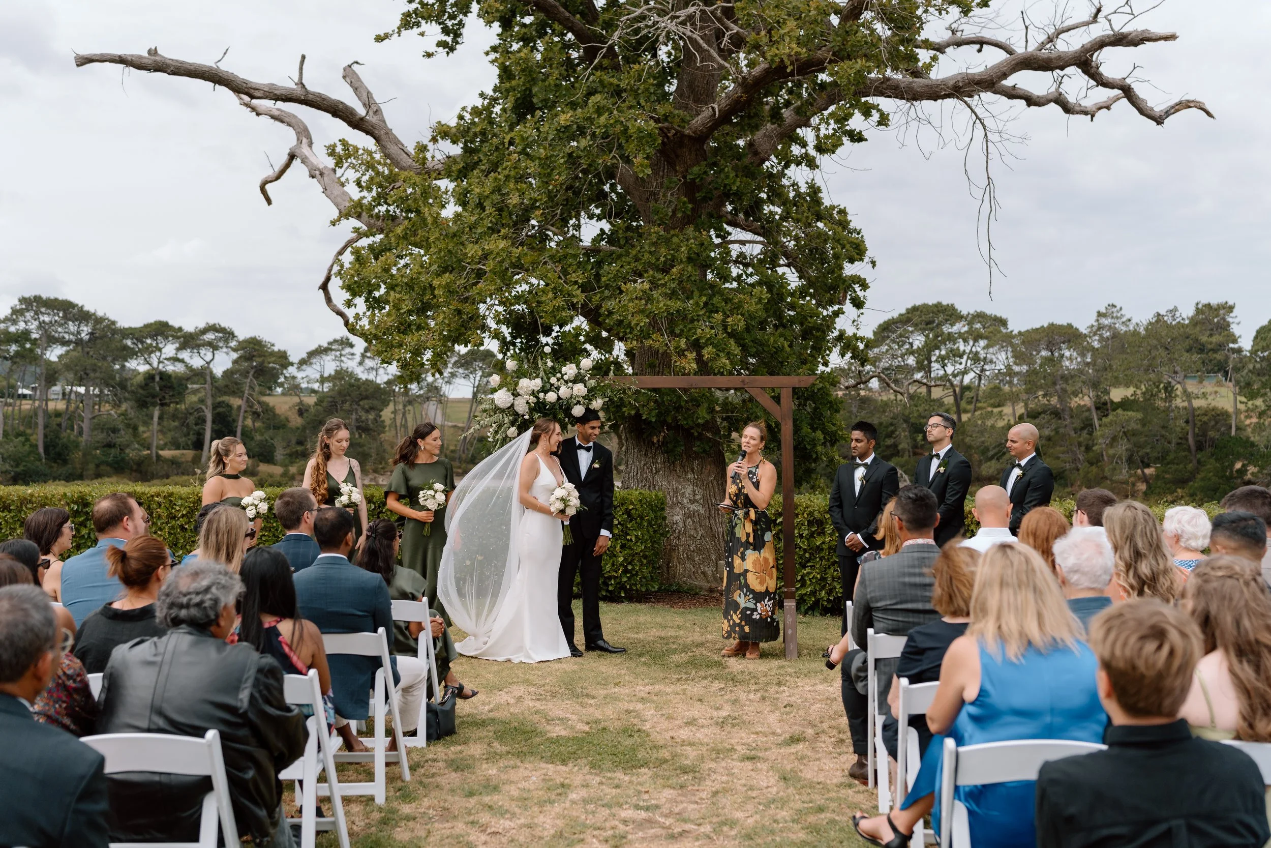 The-Boat-House-Riverhead-Auckland-Wedding-Venue-Emma-and-Hamish29.jpg