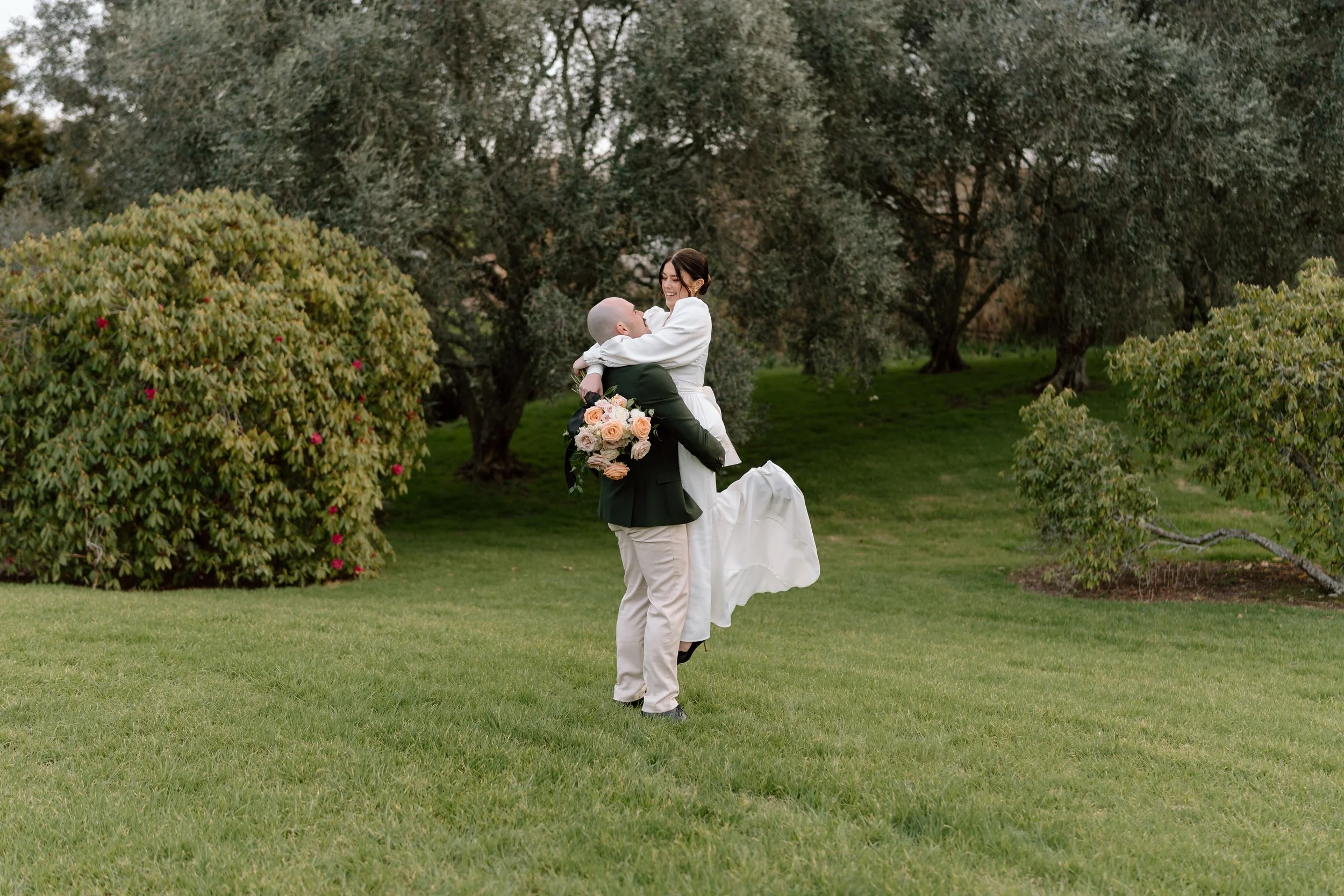 The-Hunting-Lodge-Auckland-Wedding-Venue-Hannah-and-Ben14.jpg