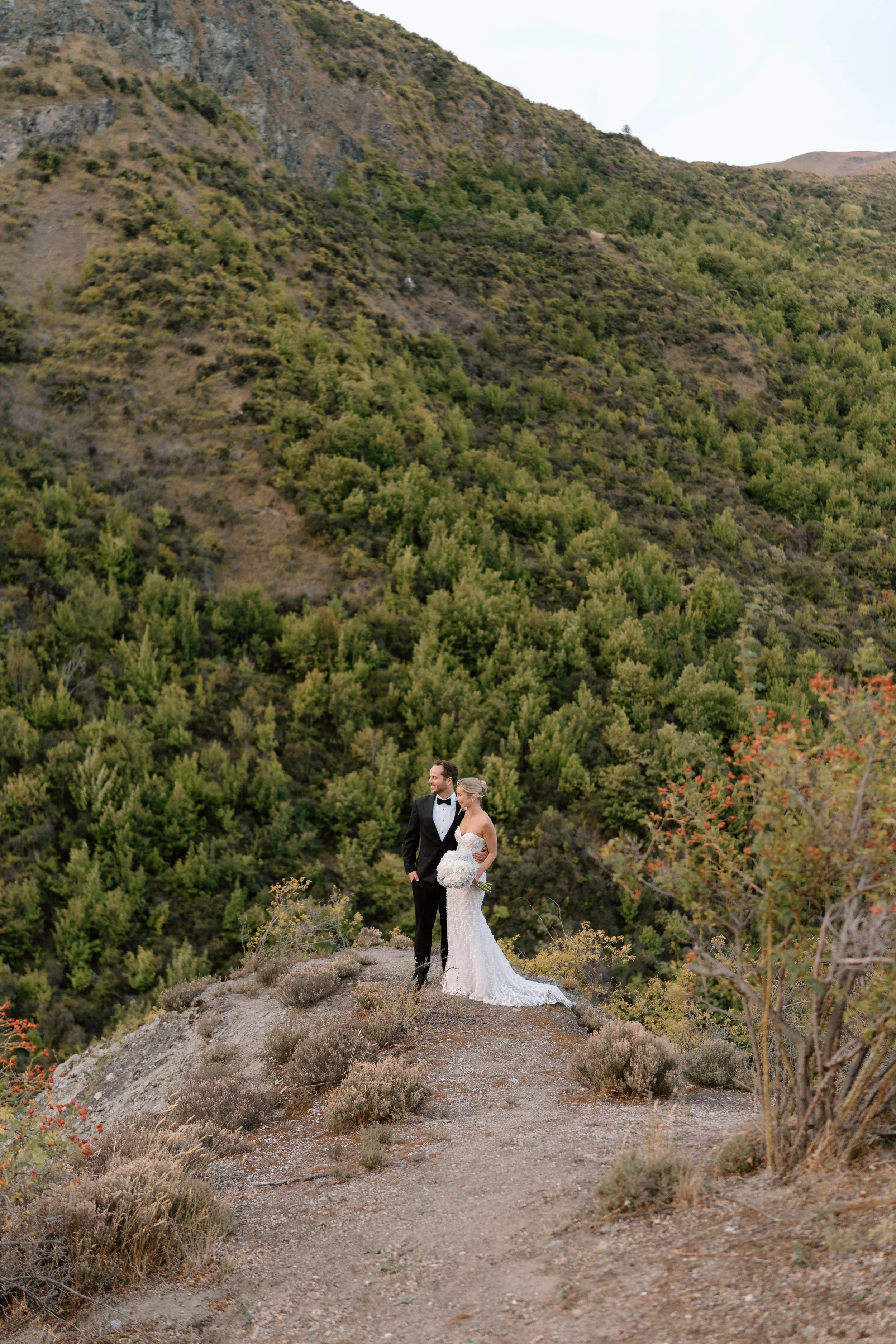 Olivia+Jackson_The-Winehouse-Queenstown-Wedding-Photographer16.jpg