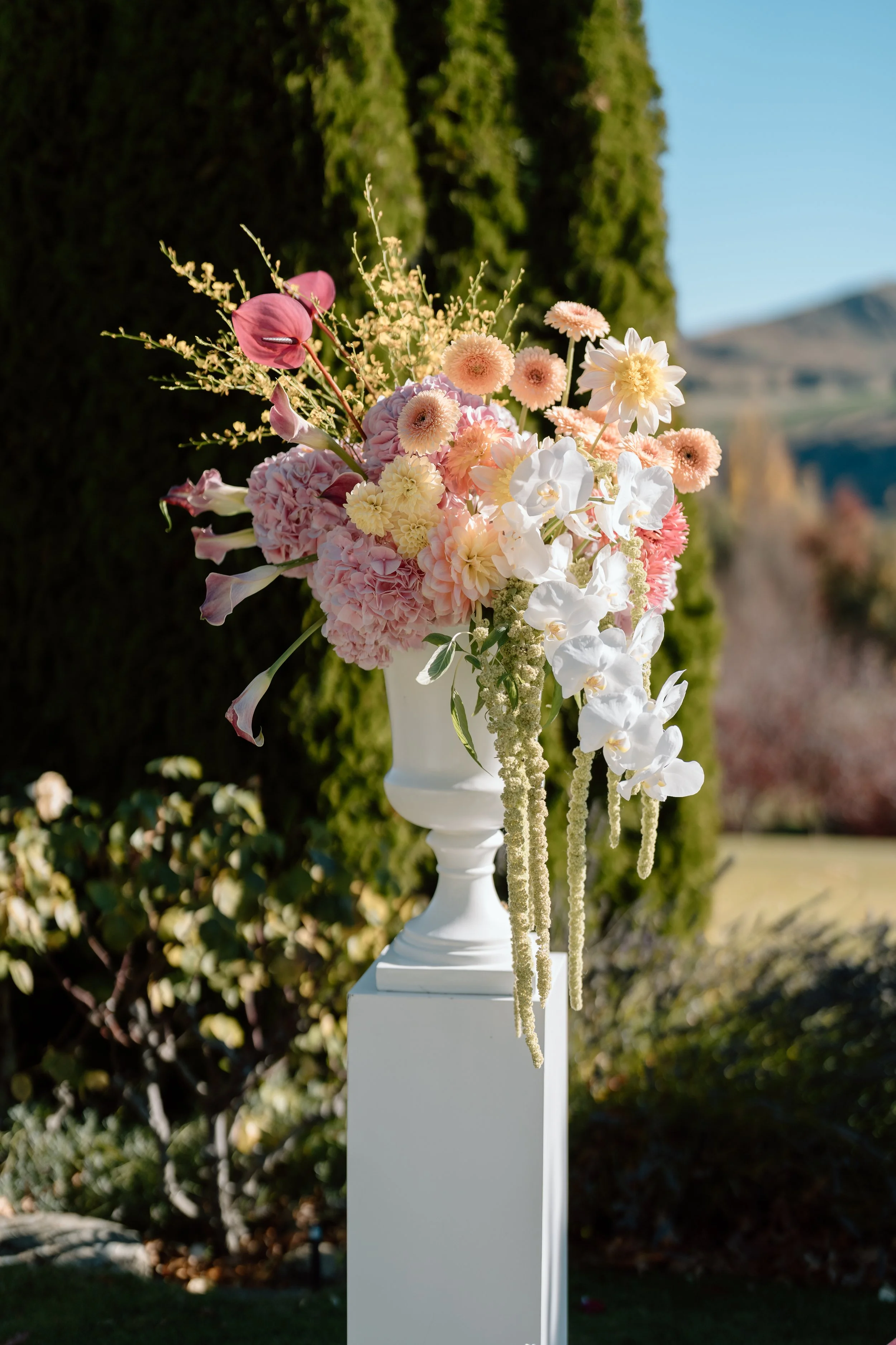 Helena+Gavin-Stoneridge-Estate-Queenstown-Wedding-Photographer61.jpg