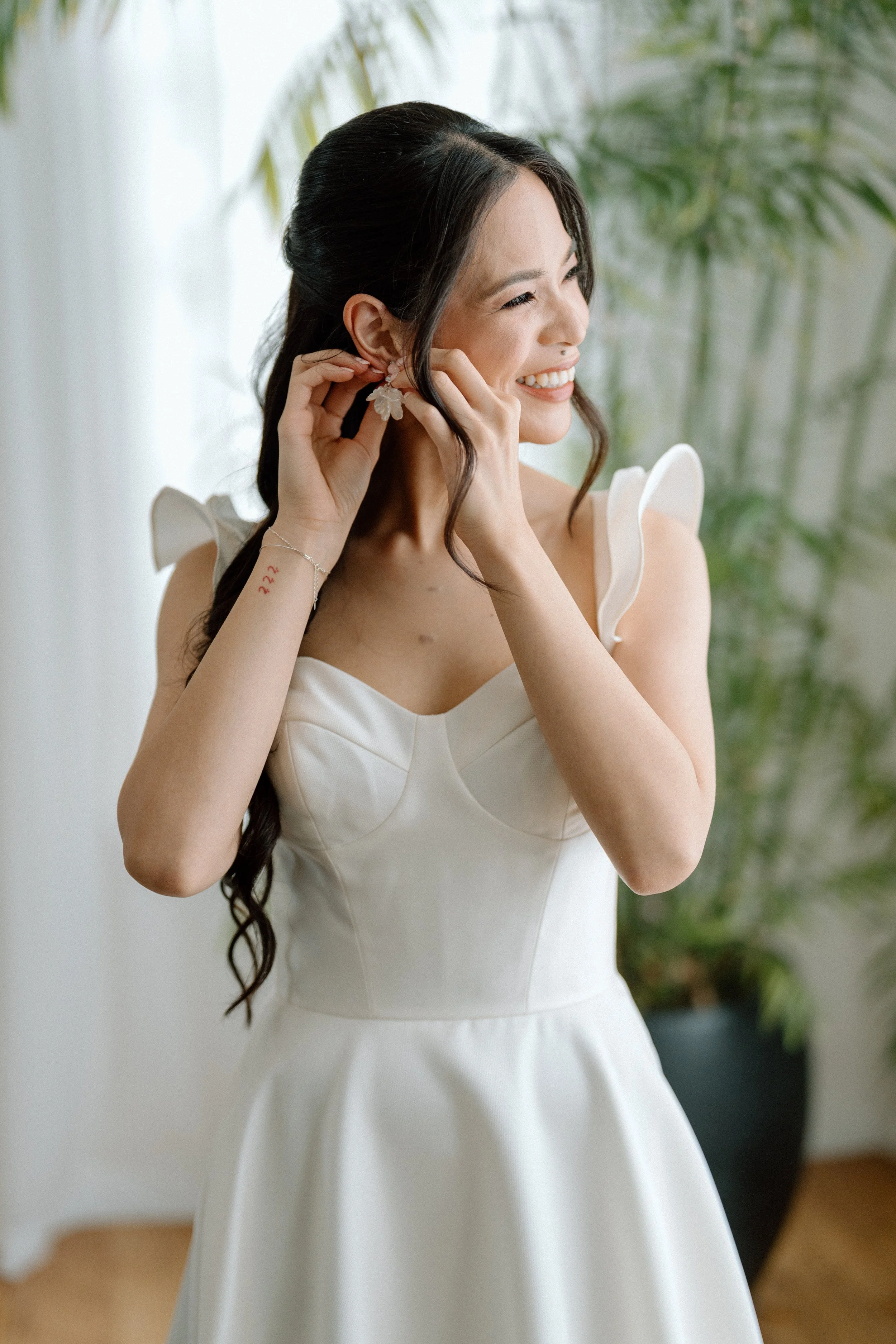 The-Officers-Mess-Auckland-Wedding-Venue-Max-and-Lyra64.jpg