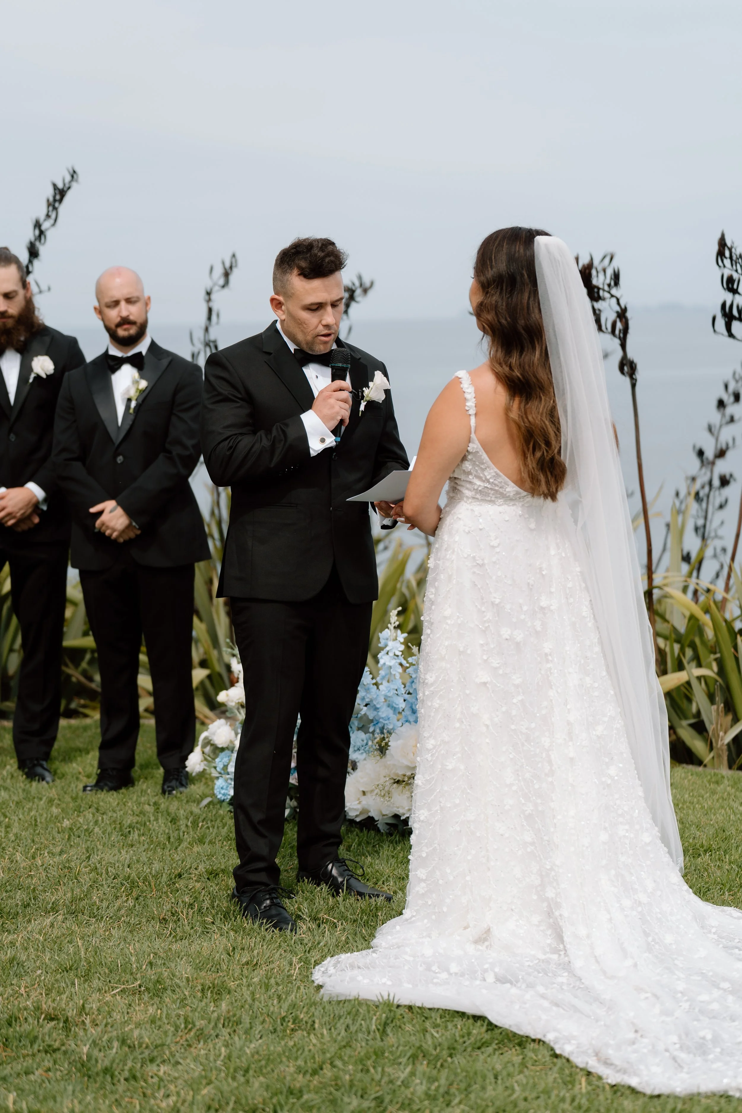 Dane+Anna-Orua-Beach-House-Wedding-Photographer98.jpg
