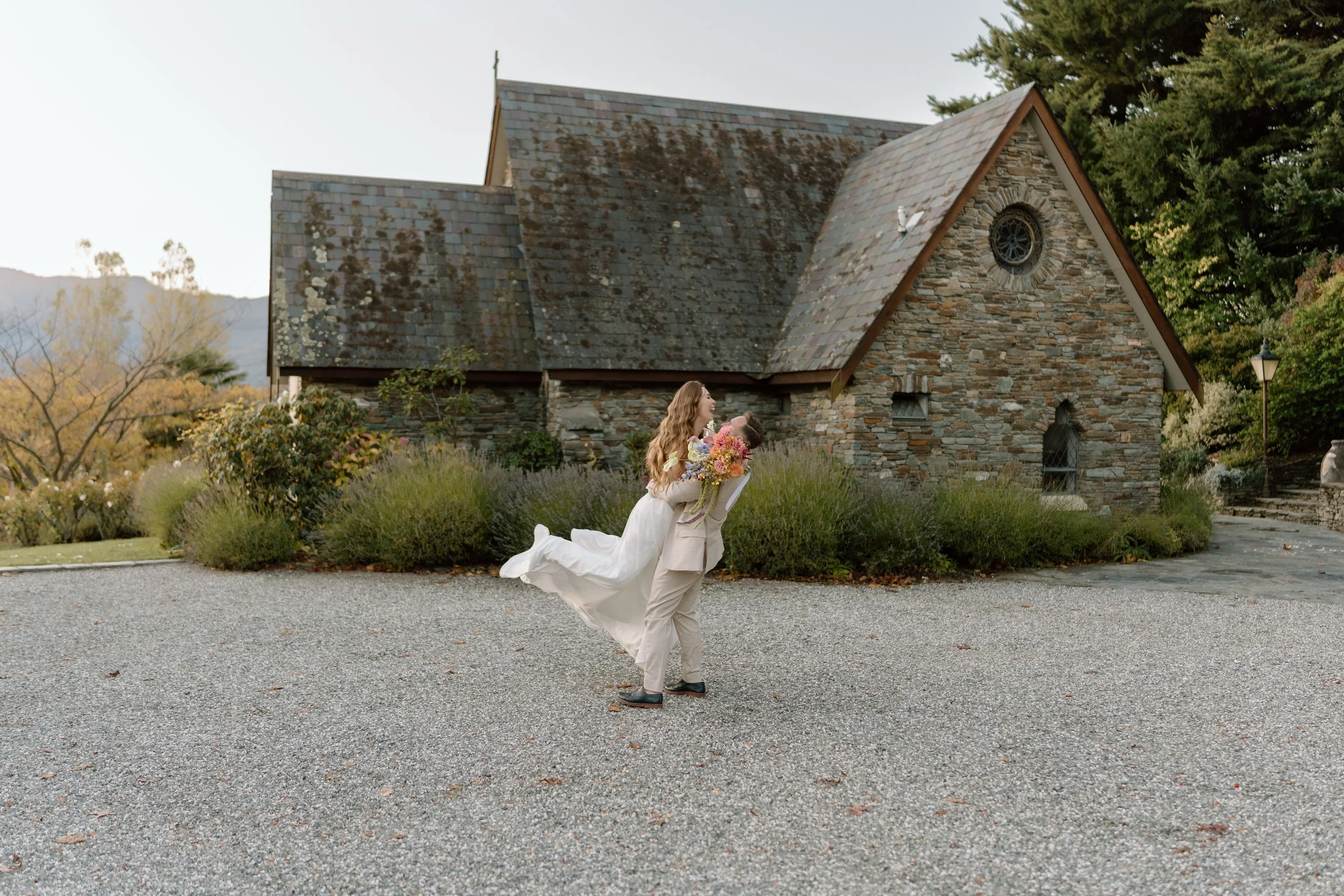 Helena+Gavin-Stoneridge-Estate-Queenstown-Wedding-Photographer167.jpg