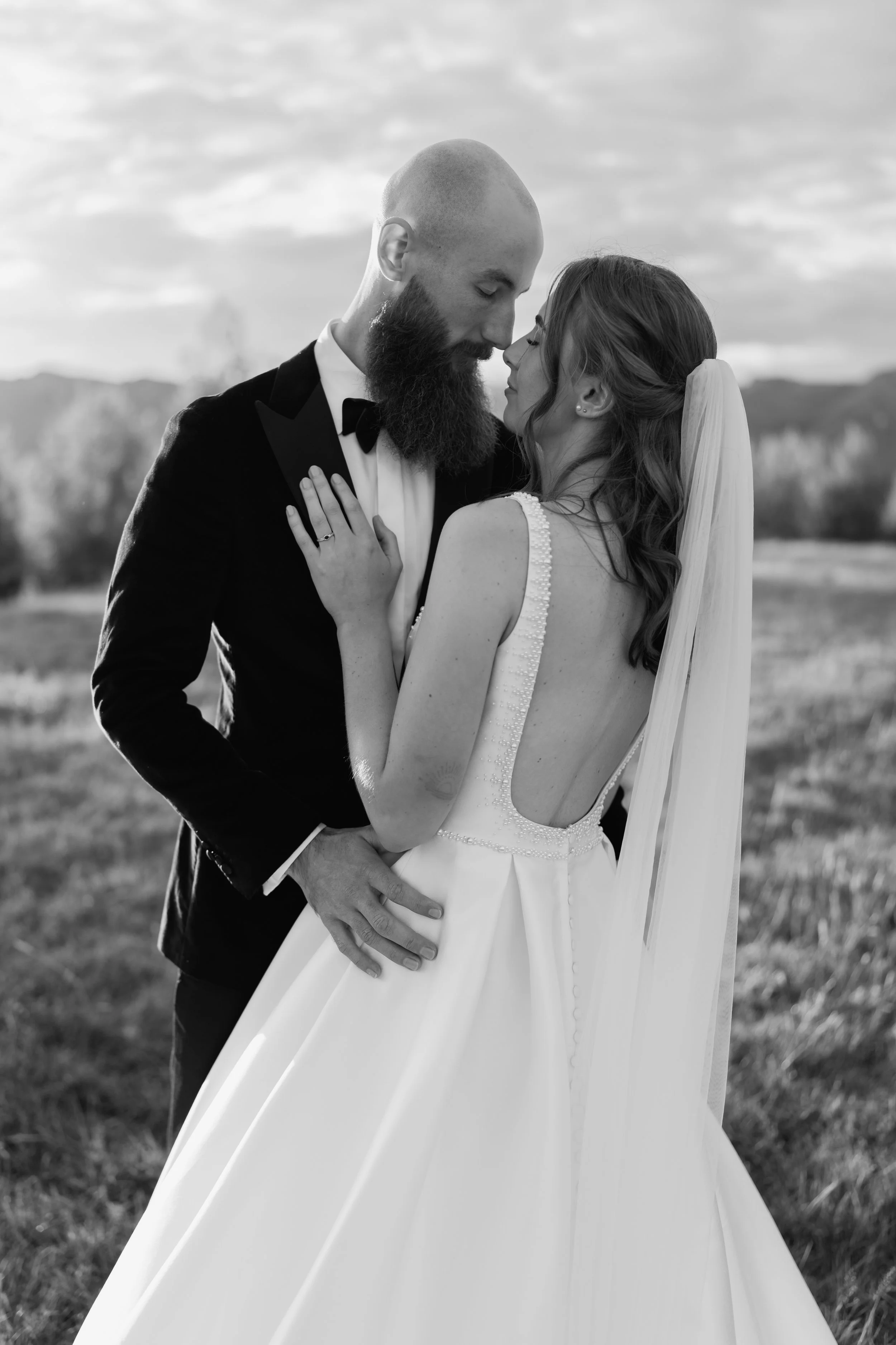 Brittany+Josh_Havelock-North-Wedding-Photographer39.jpg