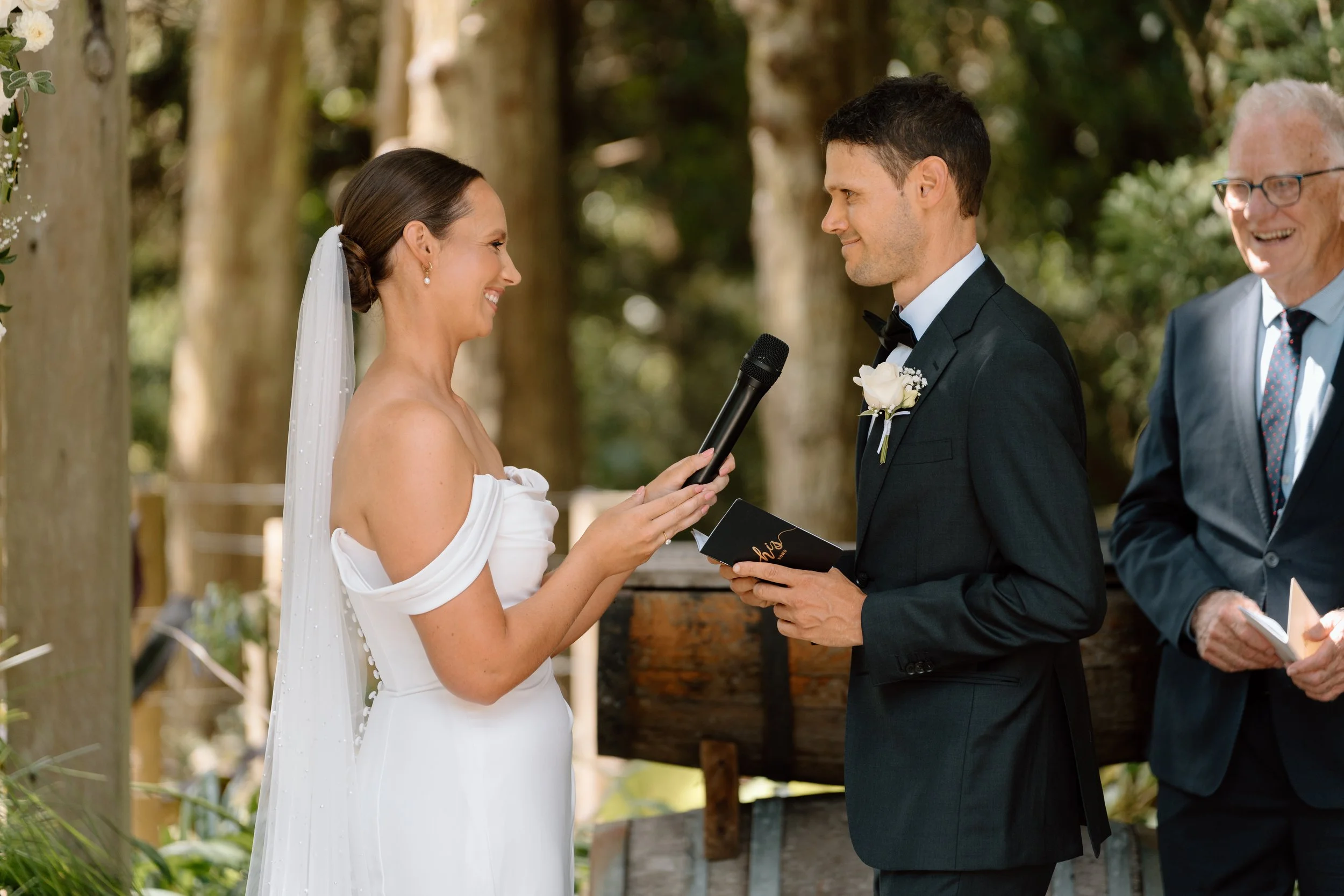 Kate&David_Kumeu-Valley-Estate-Auckland-Wedding-Photography39.jpg