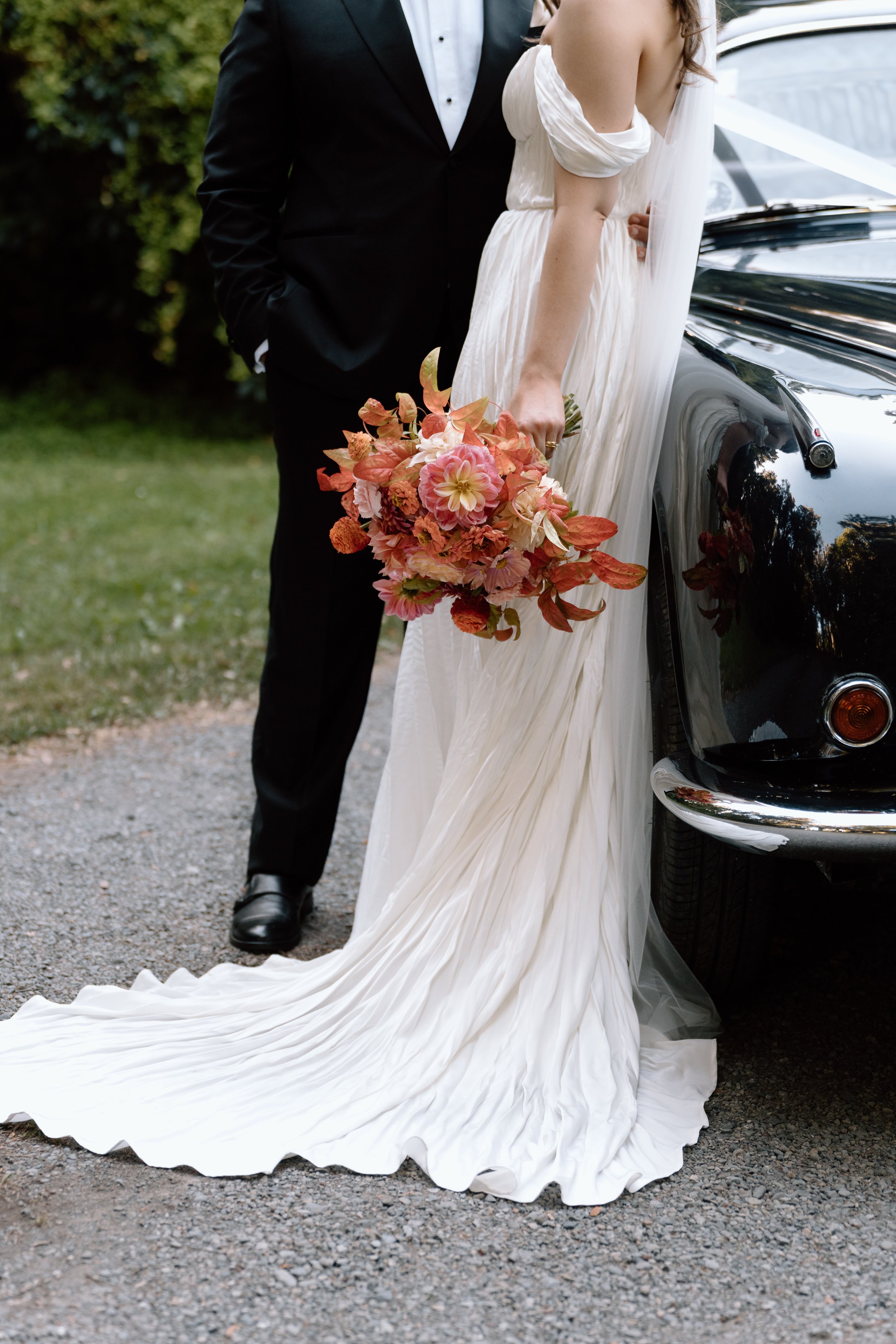 JJ+Jasmine-Wellington-Wedding-Photographer-Rose-&-Smith-Tauherenikau-Racecourse79.jpg