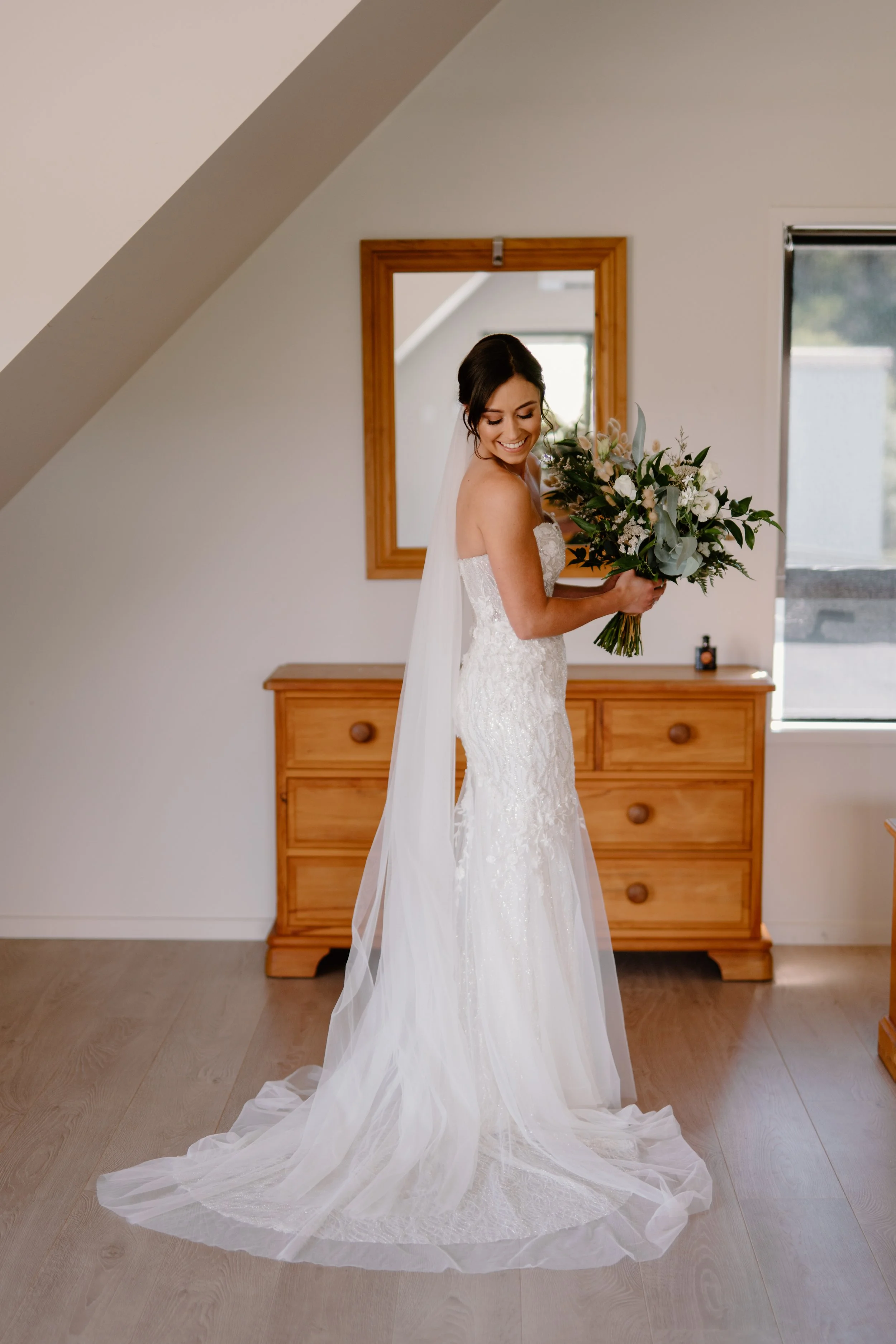 Orua-Beach-House-Hahei-Wedding-Amy&Matt23.jpg