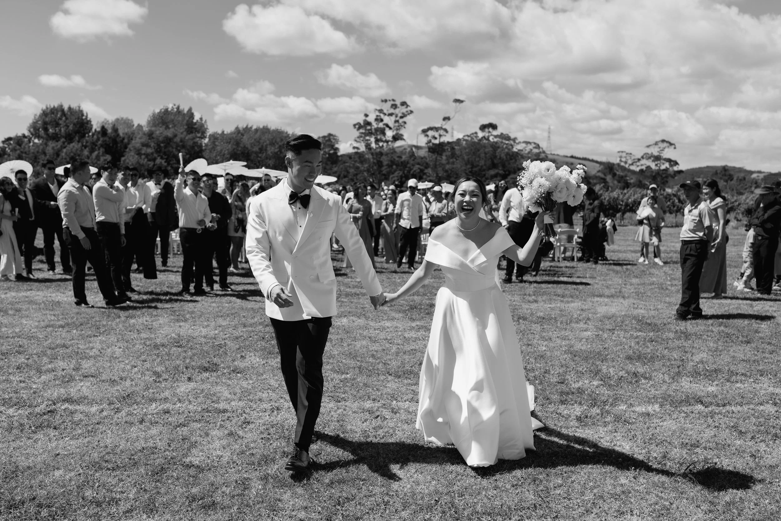 Mikki+Emily_Hunting-Lodge-Auckland-Wedding-Photographer101.jpg