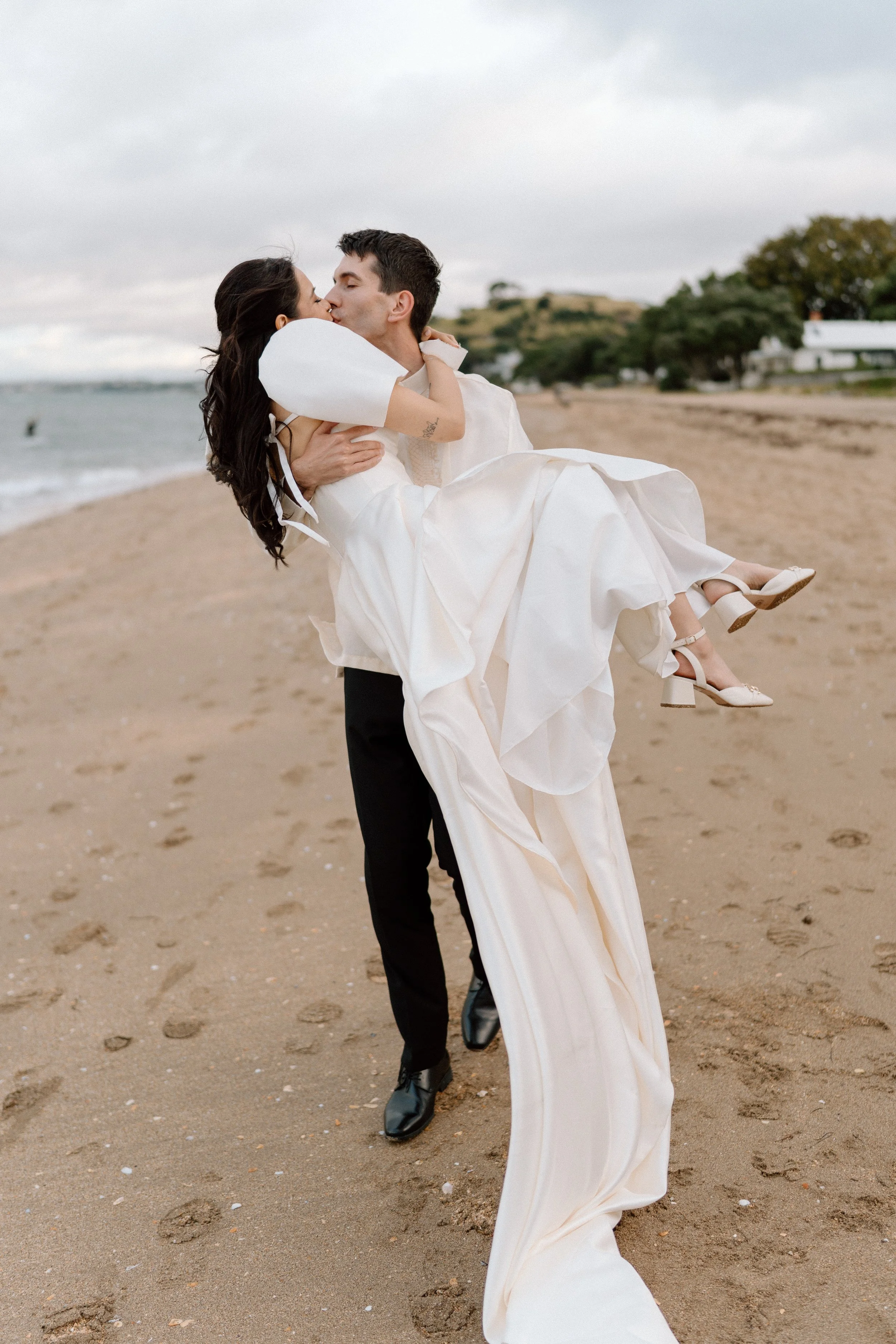 The-Officers-Mess-Auckland-Wedding-Venue-Max-and-Lyra22.jpg