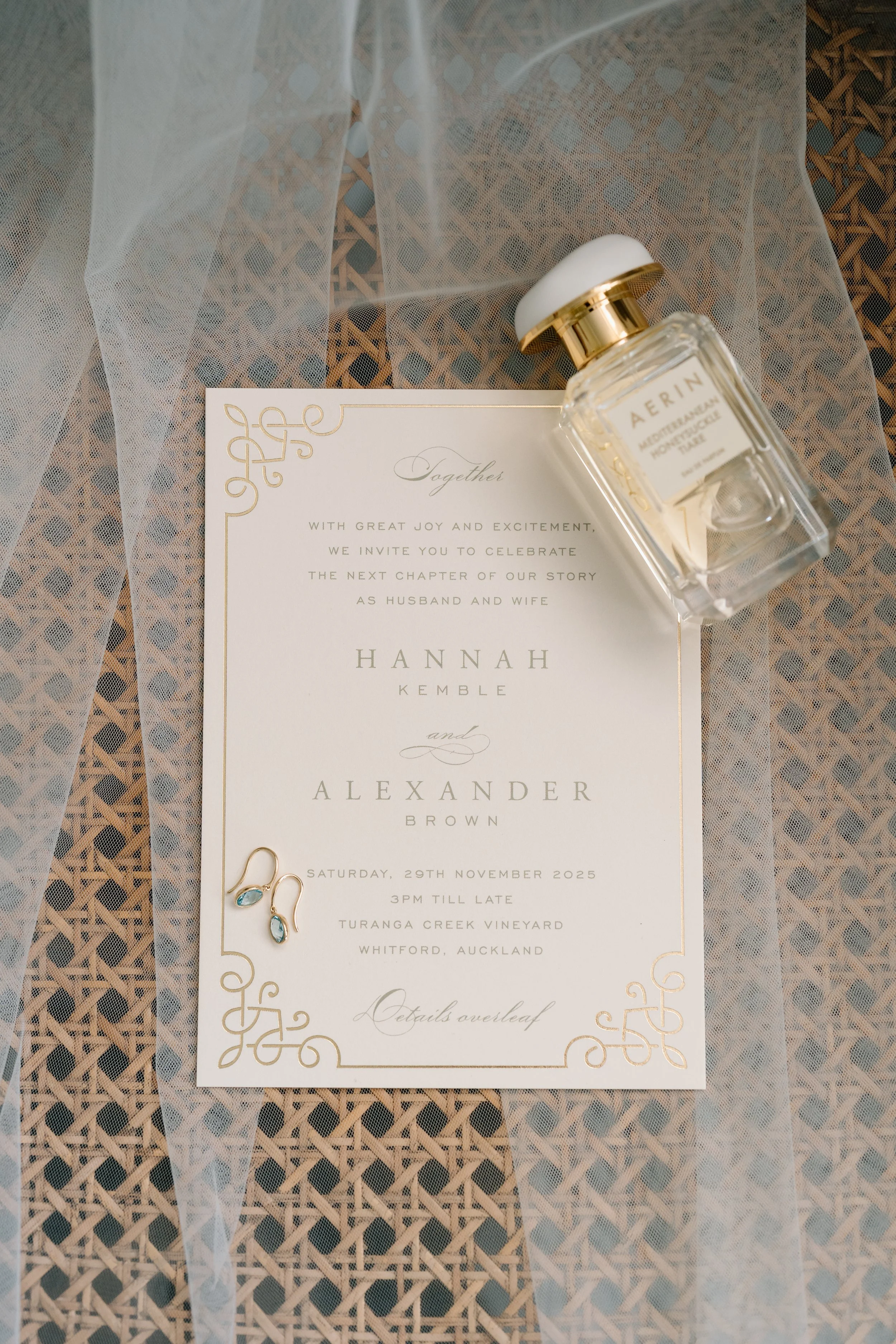 Hannah+Alex_Previews-7.jpg