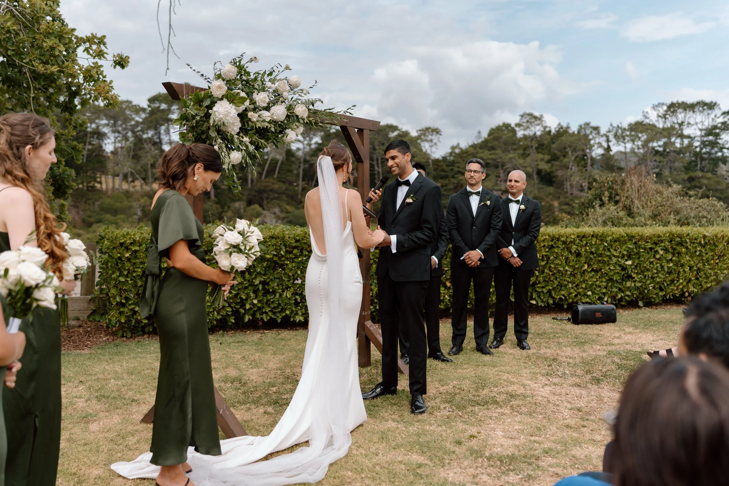 The-Boat-House-Riverhead-Auckland-Wedding-Venue-Emma-and-Hamish27.jpg