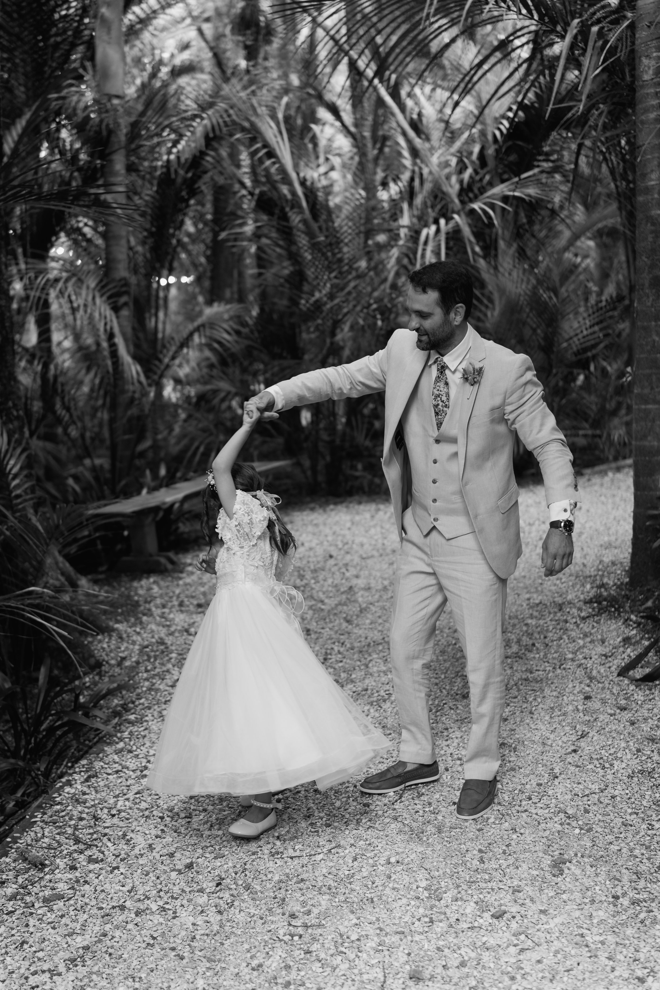 Luiza+Luis_Bridgewater-Estate-Auckland-Wedding-Photography18.jpg