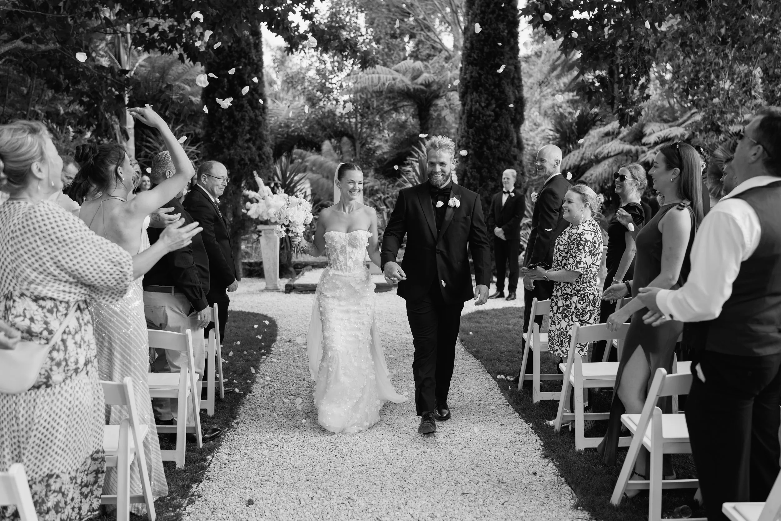 Brett+Nicoe_Markovina-Vineyard-Estate-Auckland-Wedding-Photography112.jpg