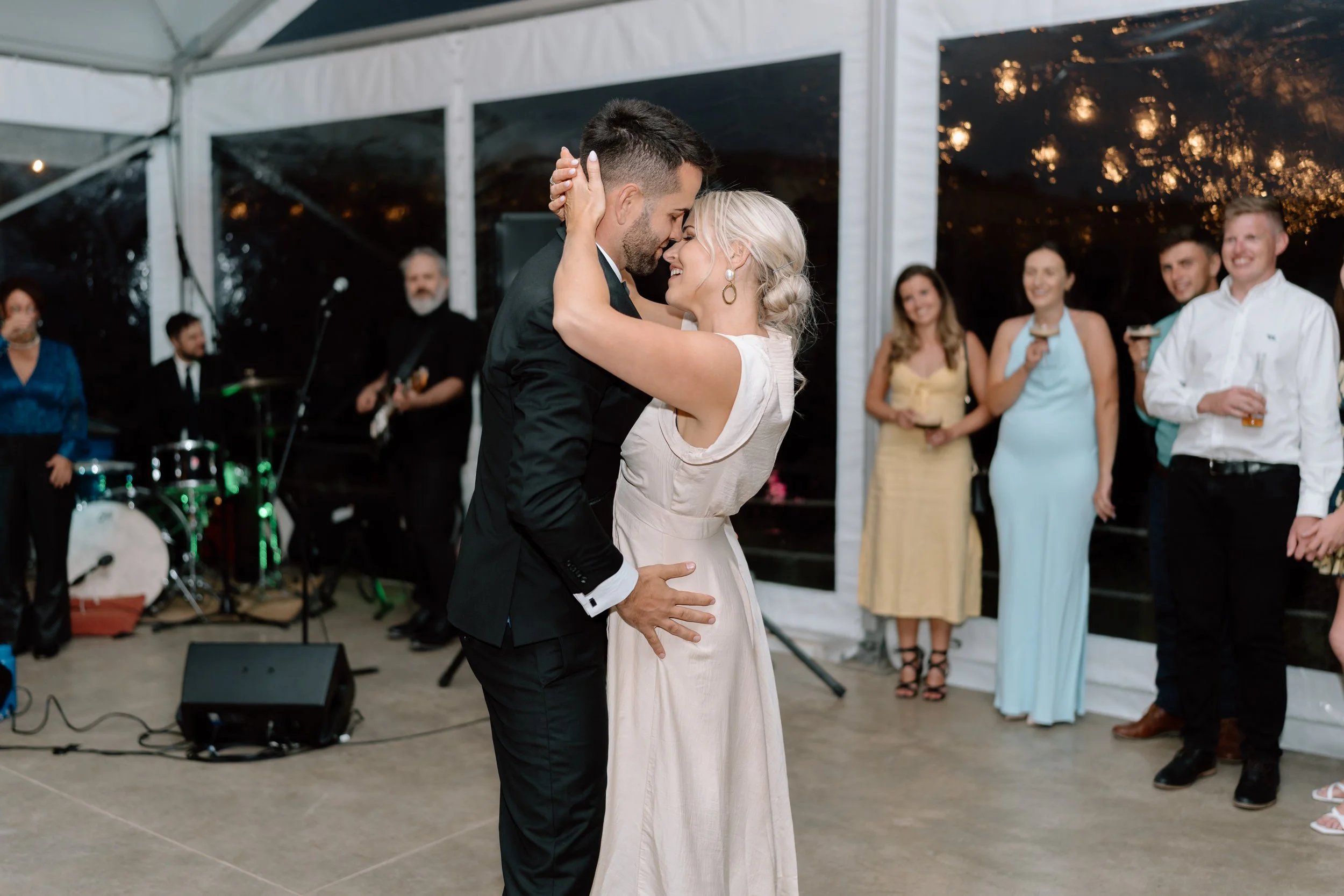 JOHN+RENEE_Baylys-Farm-Wedding-Venue-Photography8.jpg