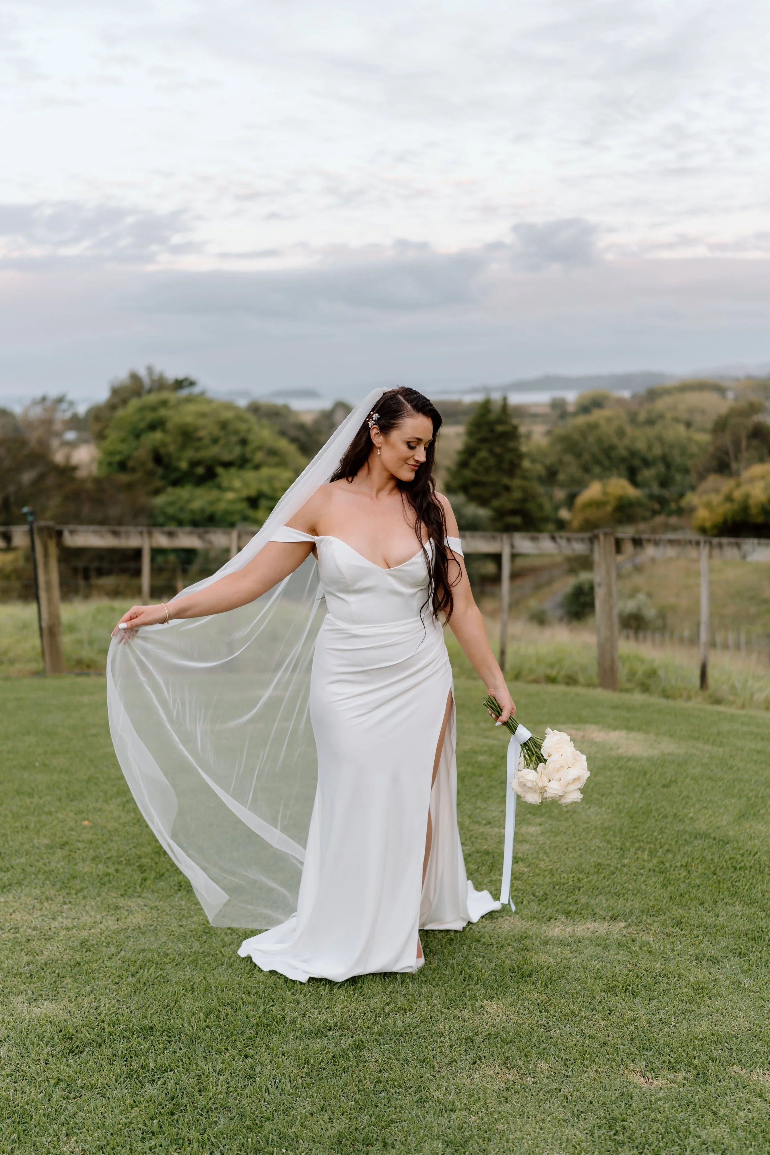 Nocton-Woolshed-Auckland-Wedding-Venue-Emily-and-Cameron26.jpg