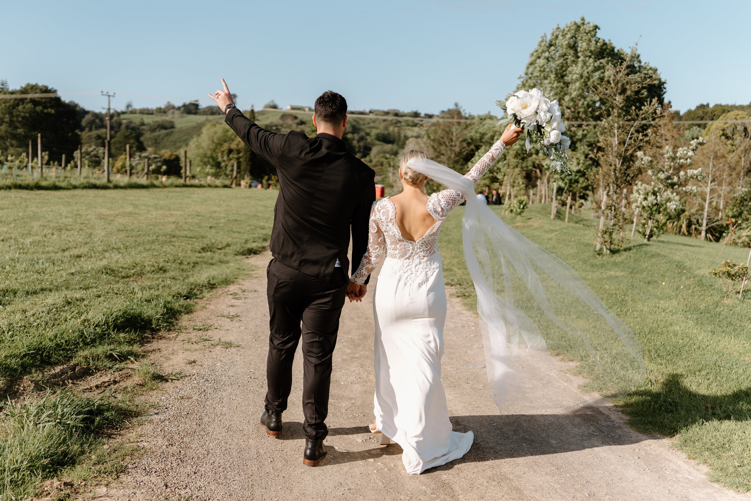 Mikey+Laura_Turanga-Creek-Auckland-Wedding-Photography43.jpg