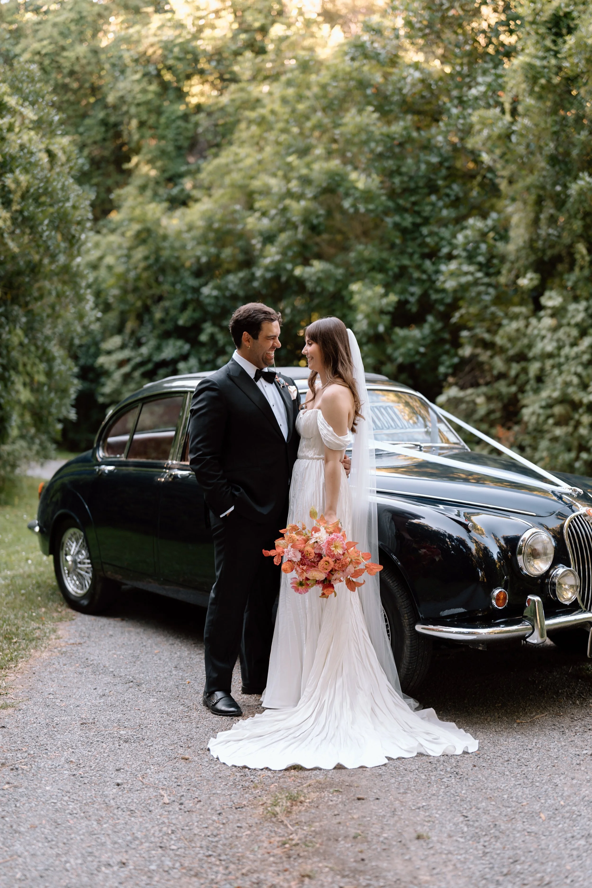 JJ+Jasmine-Wellington-Wedding-Photographer-Rose-&-Smith-Tauherenikau-Racecourse78.jpg