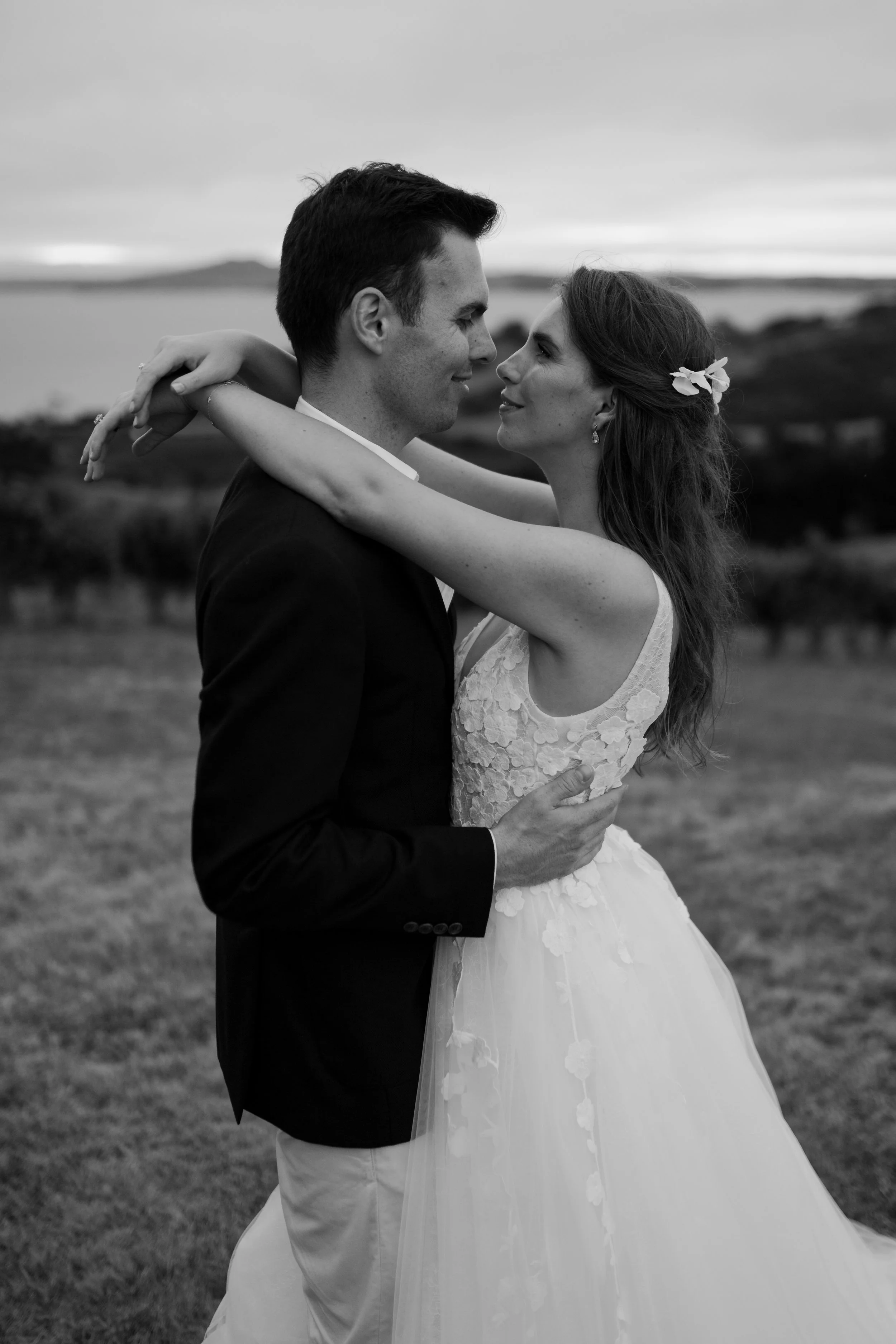 Olivia+Andrew_Mudbrick-Vineyard-Wedding-Waiheke-Photographer74.jpg