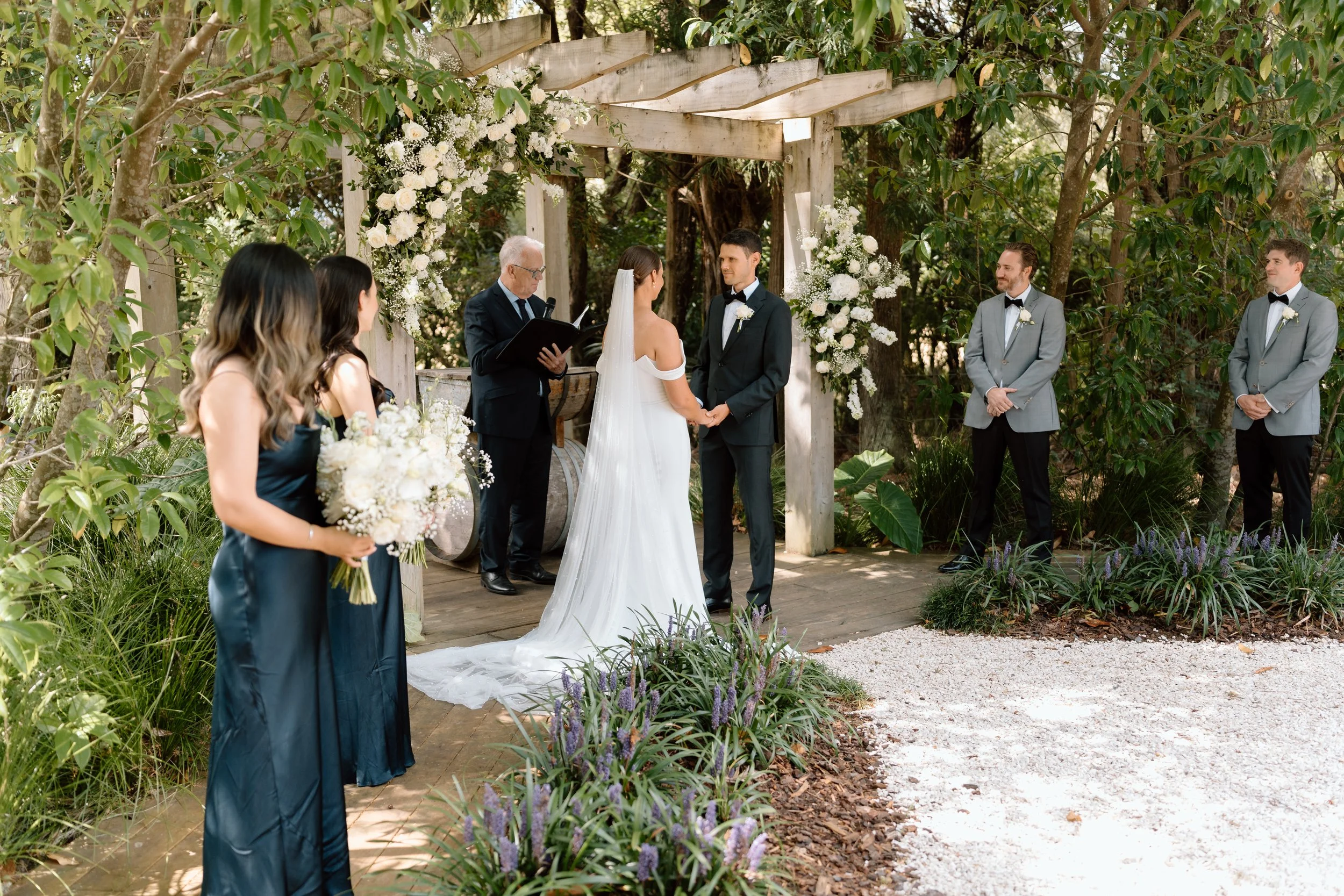 Kate&David_Kumeu-Valley-Estate-Auckland-Wedding-Photography36.jpg