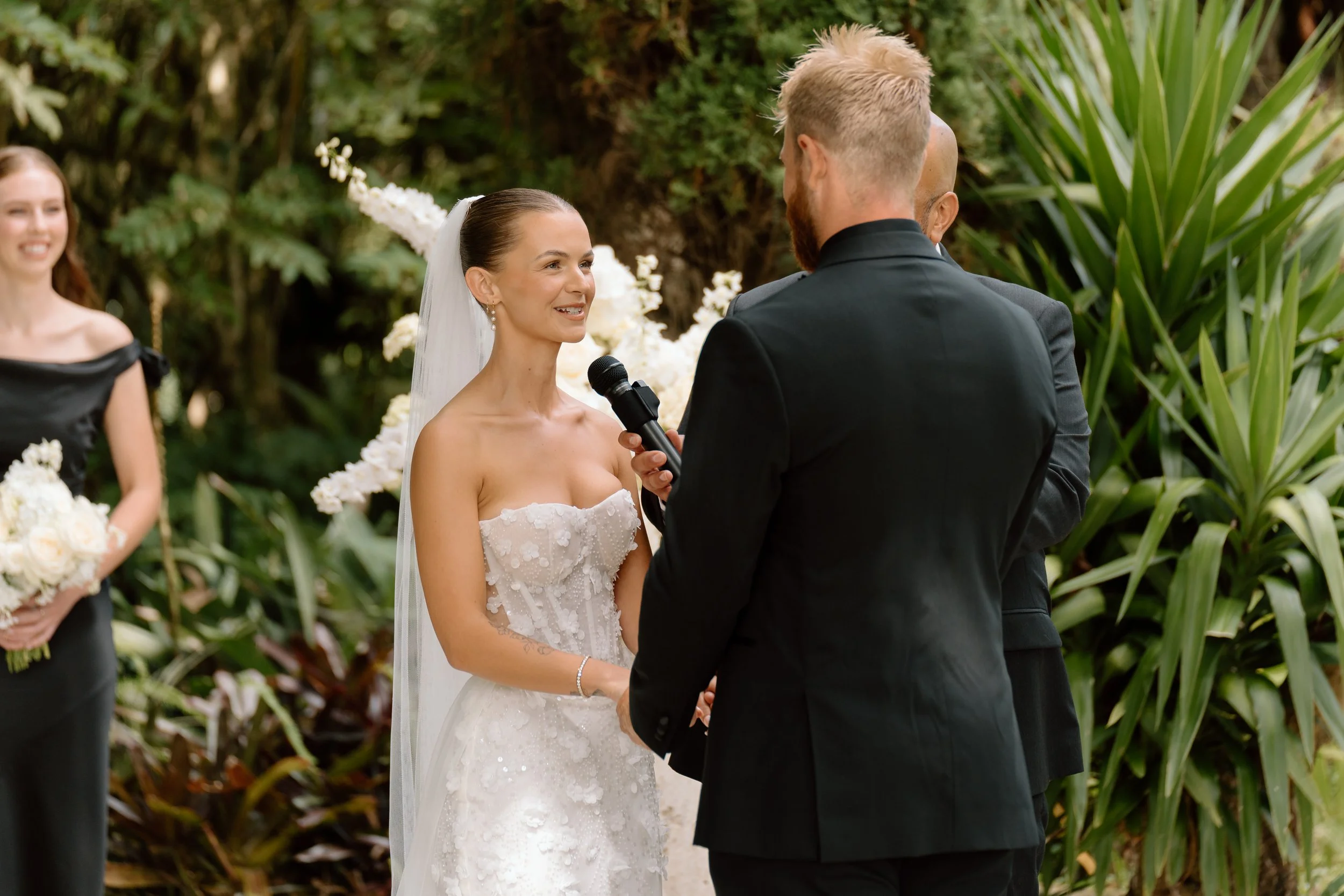 Brett+Nicoe_Markovina-Vineyard-Estate-Auckland-Wedding-Photography94.jpg