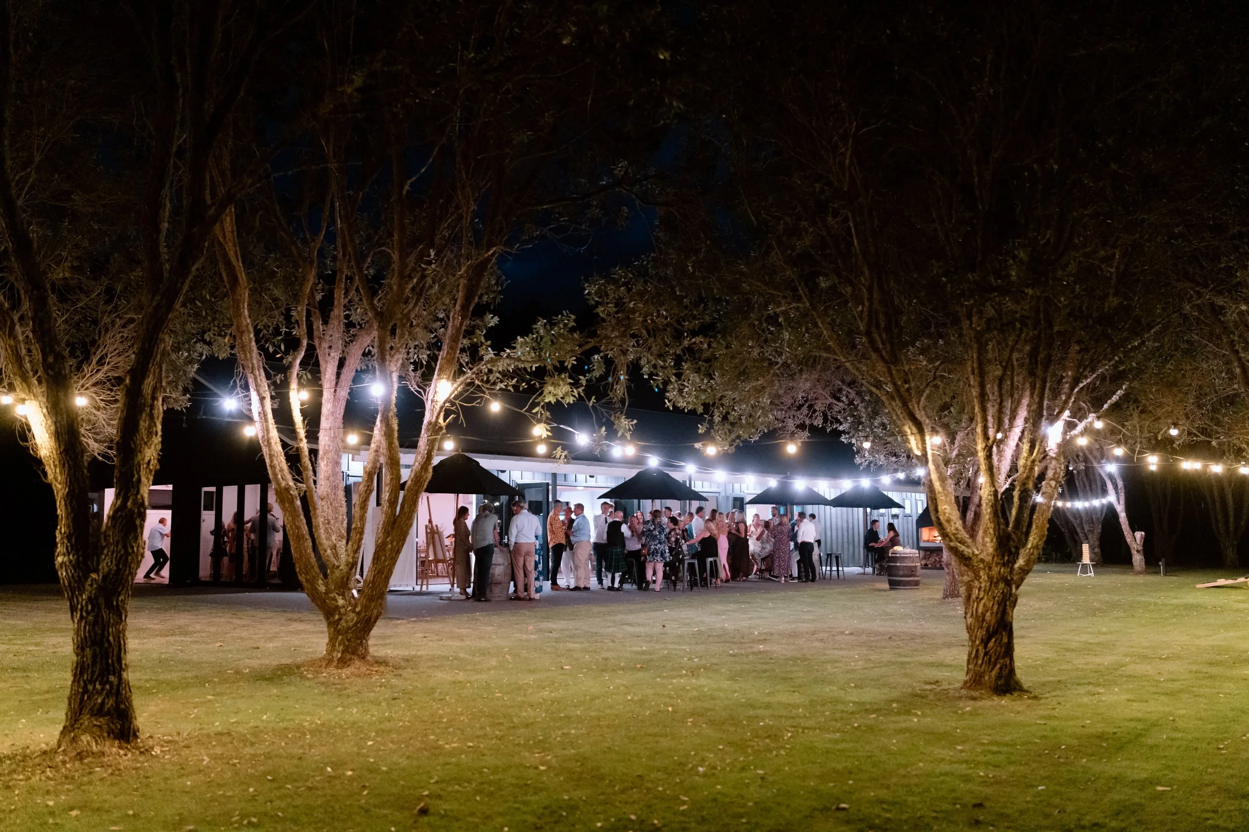 Chantelle+Jackson_Man-O'-War-Waiheke-Wedding-Photographer59.jpg