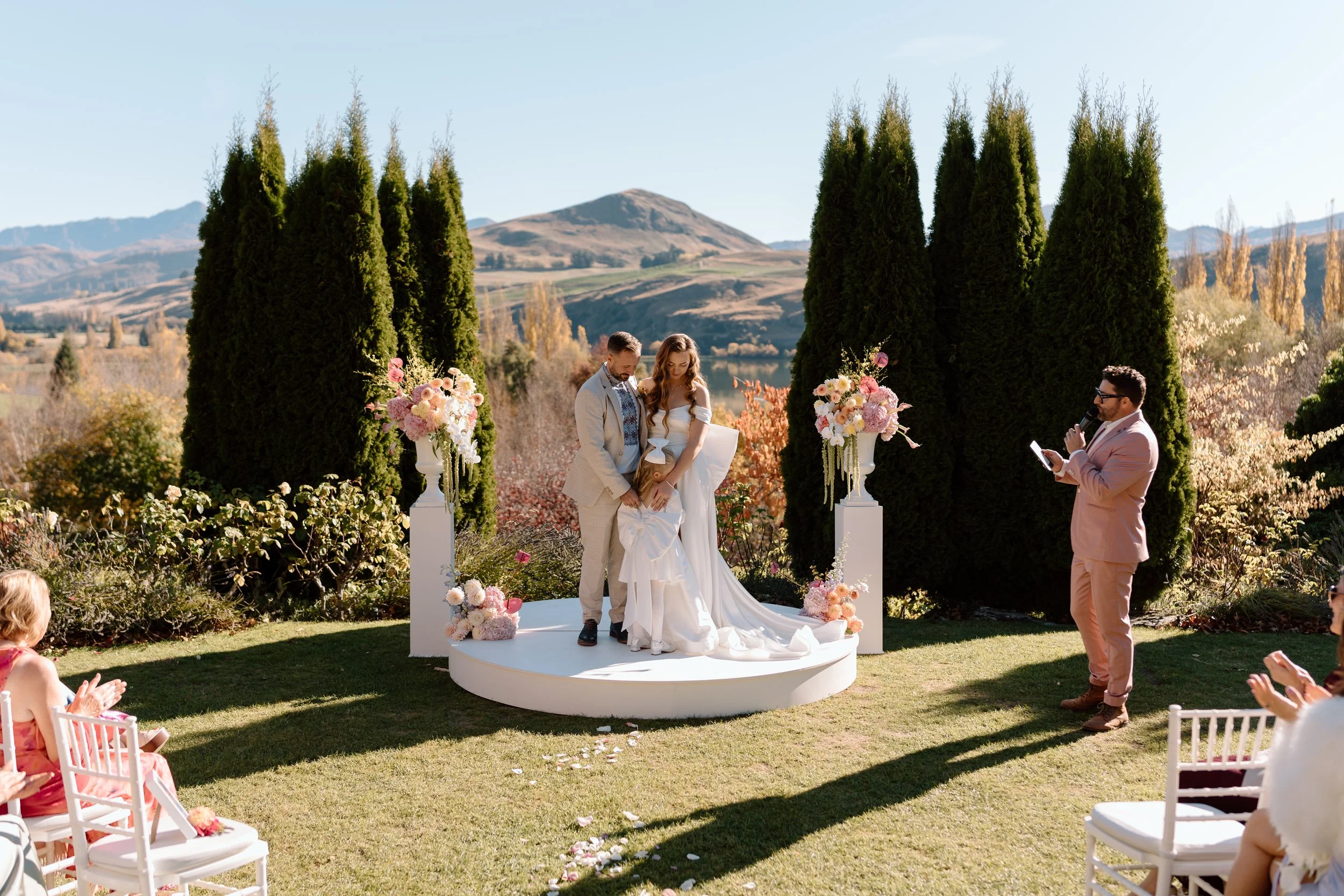 Helena+Gavin-Stoneridge-Estate-Queenstown-Wedding-Photographer81.jpg