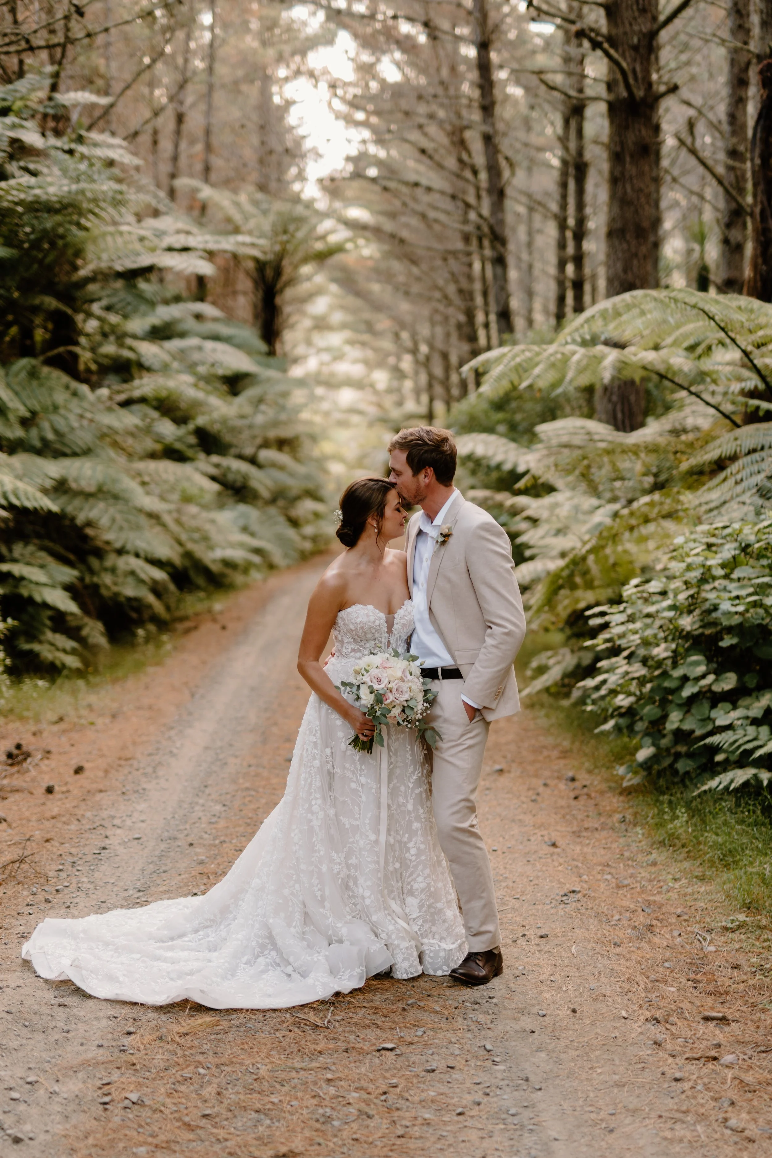 Orua-Beach-House-Hahei-Coromandel-Wedding-Chelsea-Steve52.jpg
