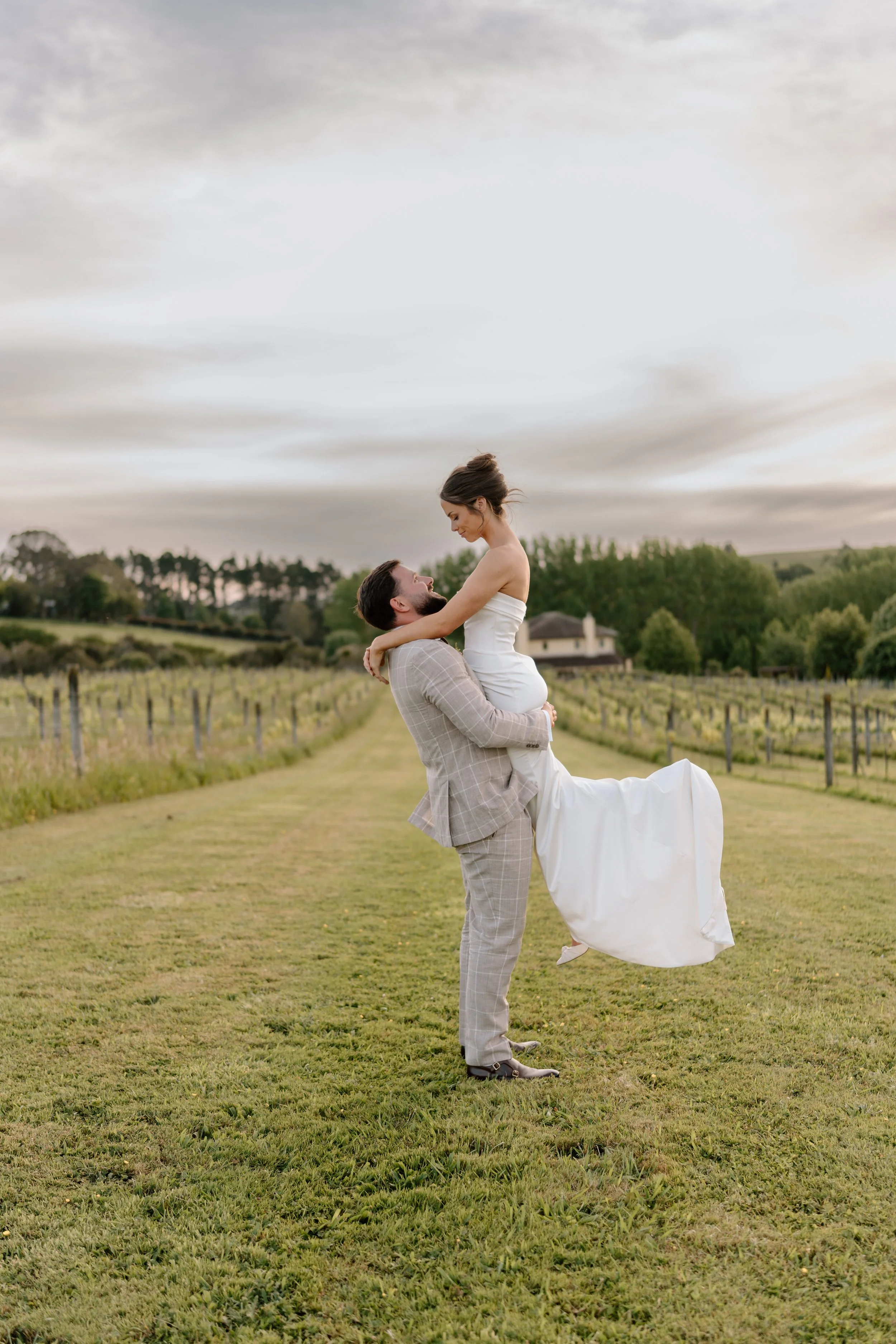 Hannah+Alex_Previews-258.jpg