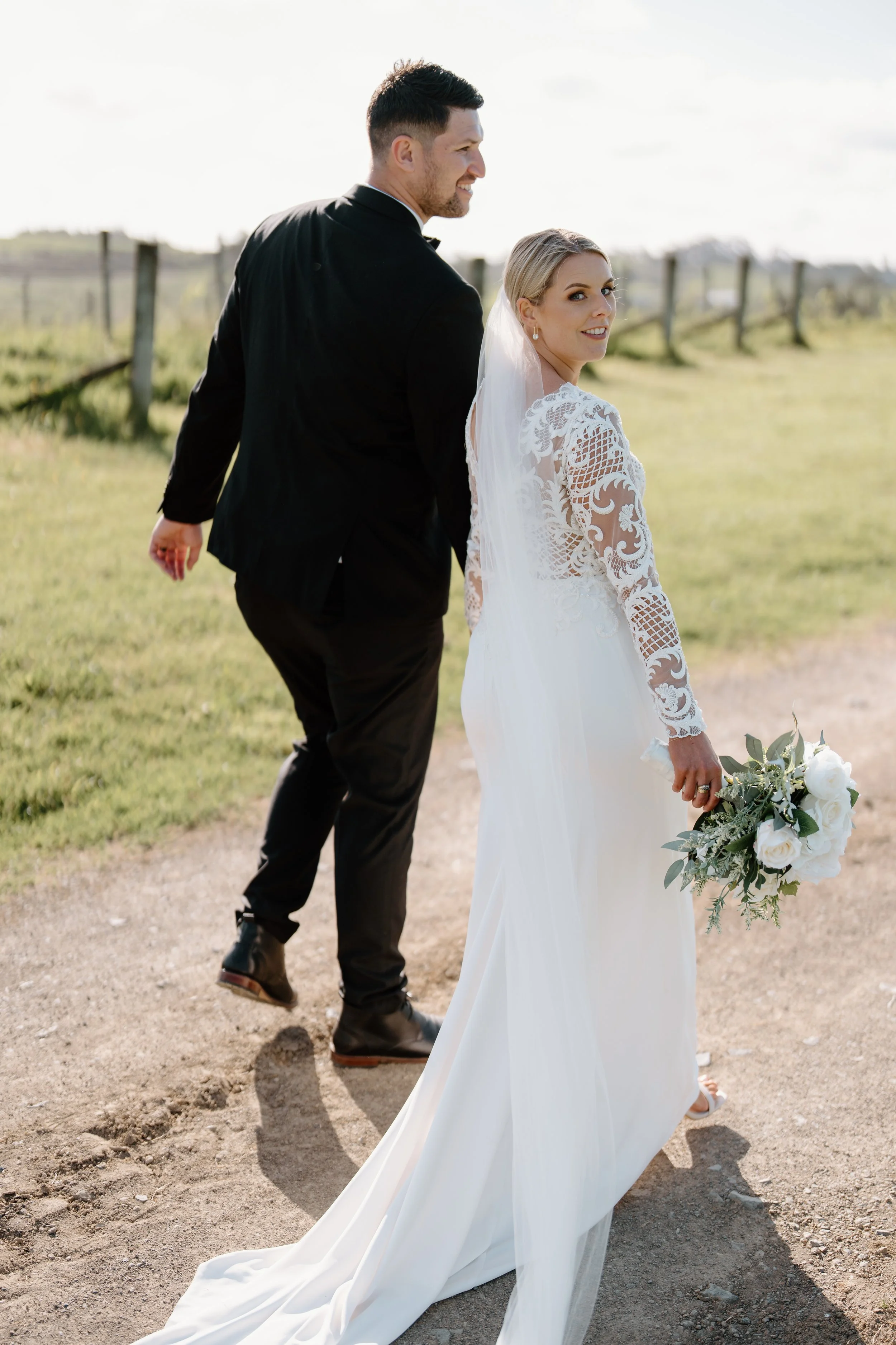Mikey+Laura_Turanga-Creek-Auckland-Wedding-Photography42.jpg