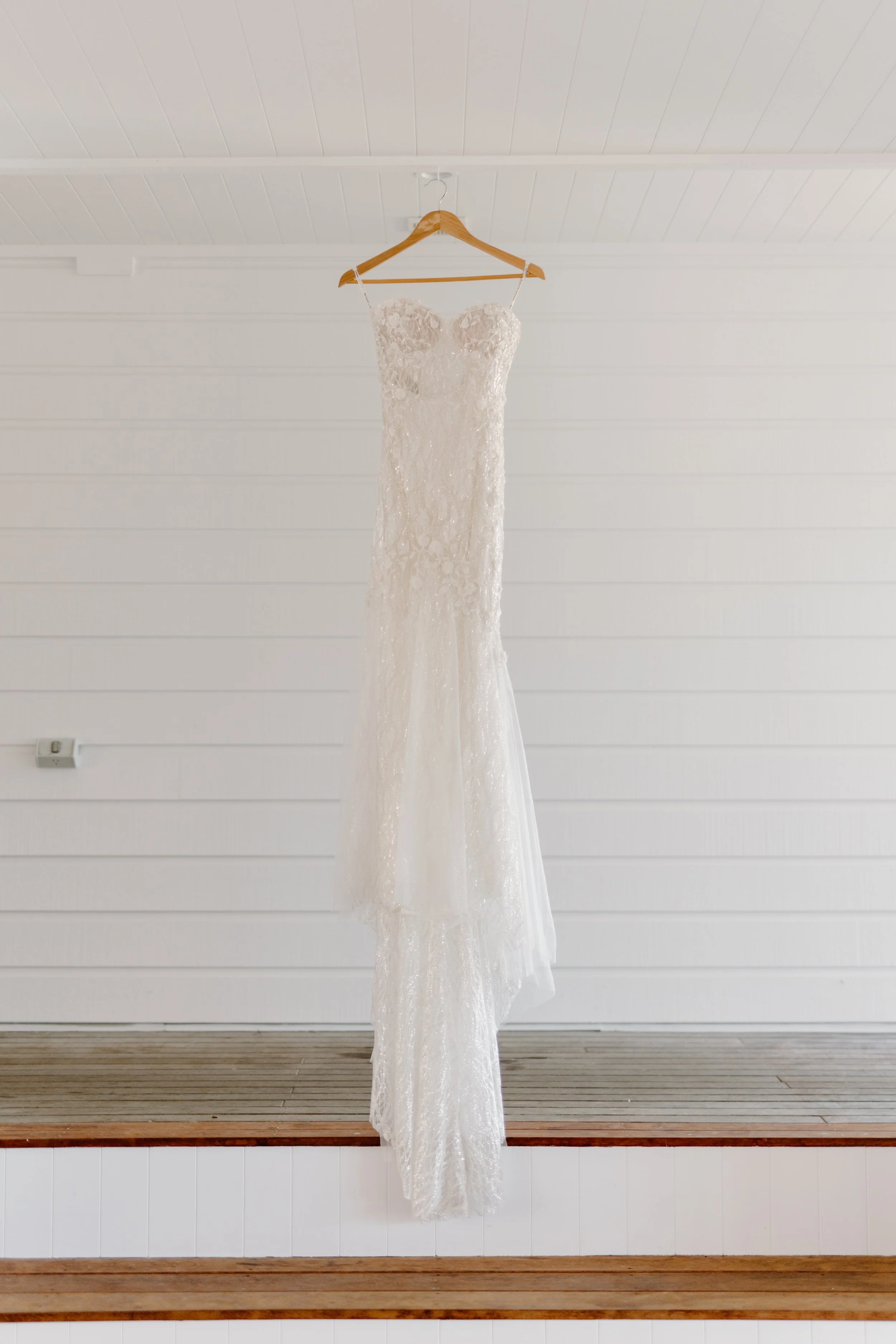 Orua-Beach-House-Hahei-Wedding-Amy&Matt9.jpg