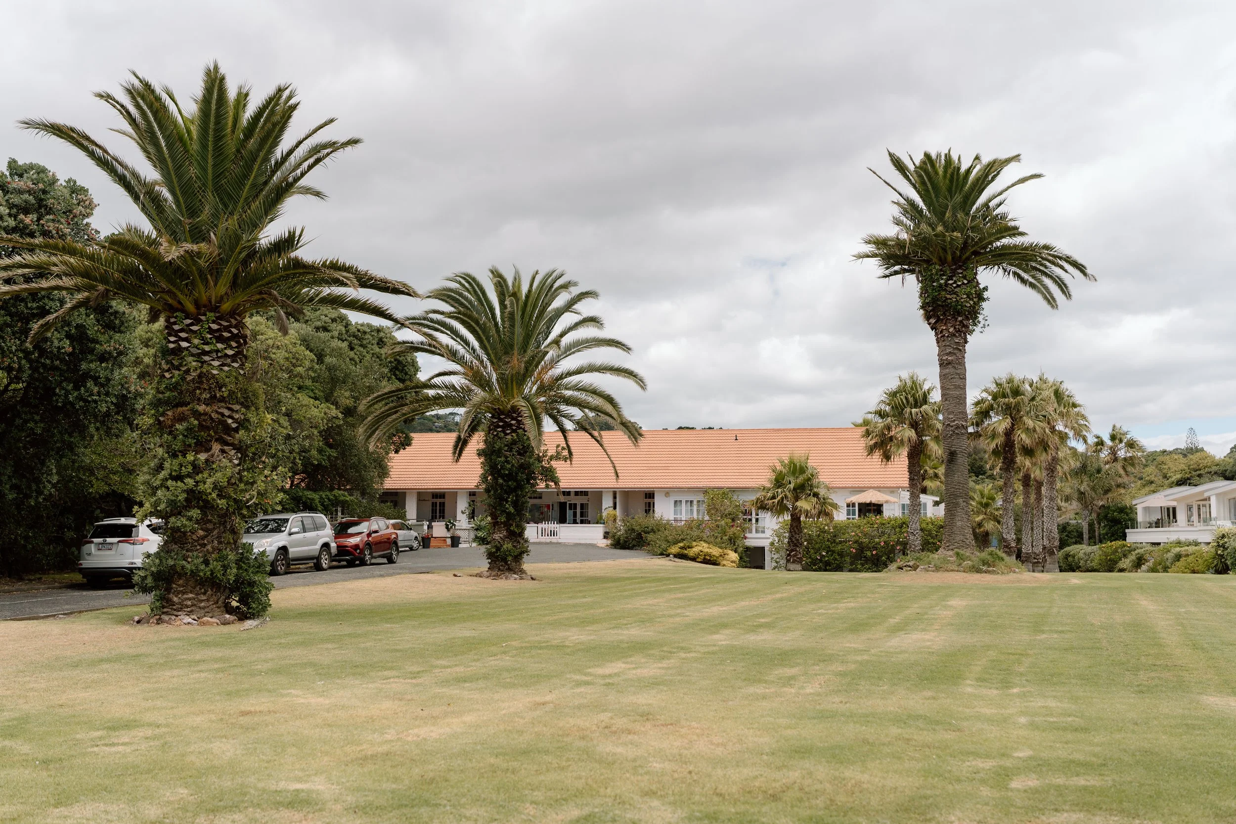Mudbrick-Vineyard-Waiheke-Wedding-Auckland-Kahn-and-Allie1.jpg