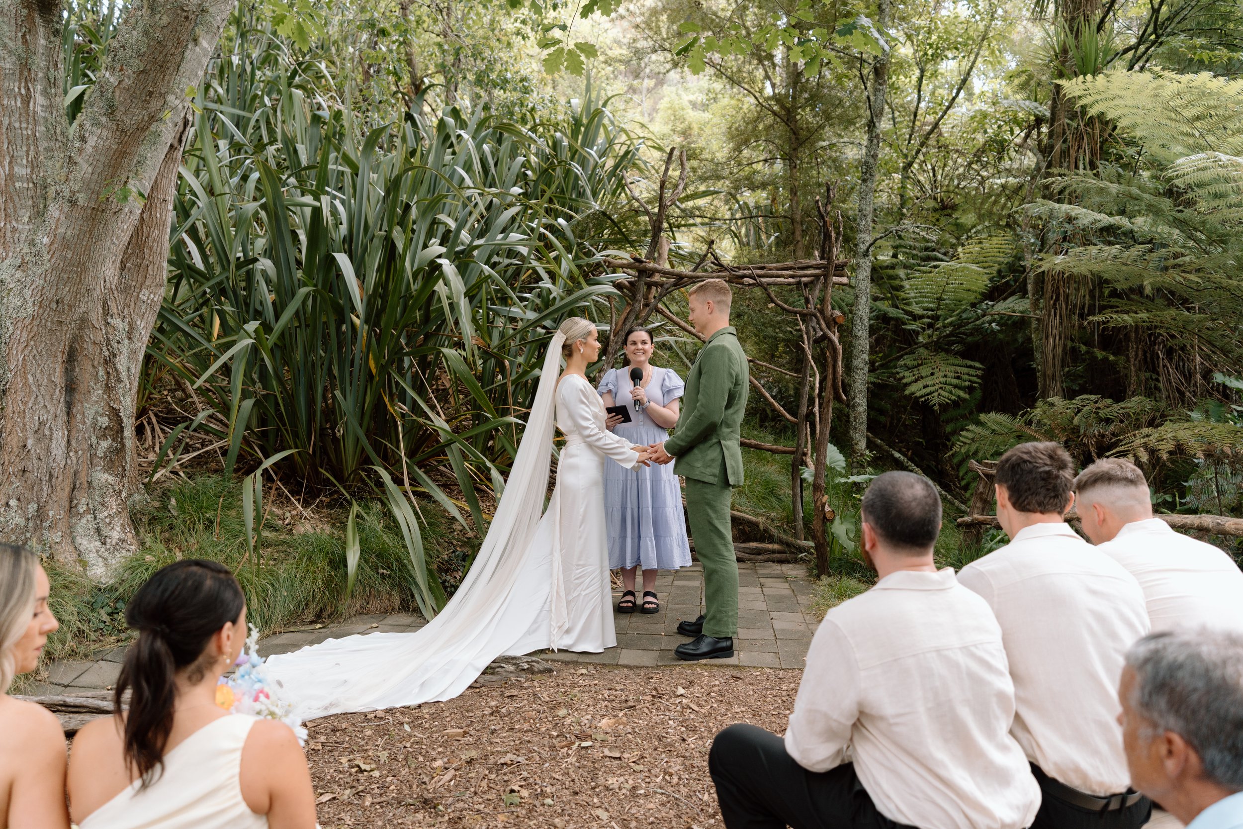 Waterfall-Farm-Auckland-Wedding-Georgia-and-Quinn39.jpg