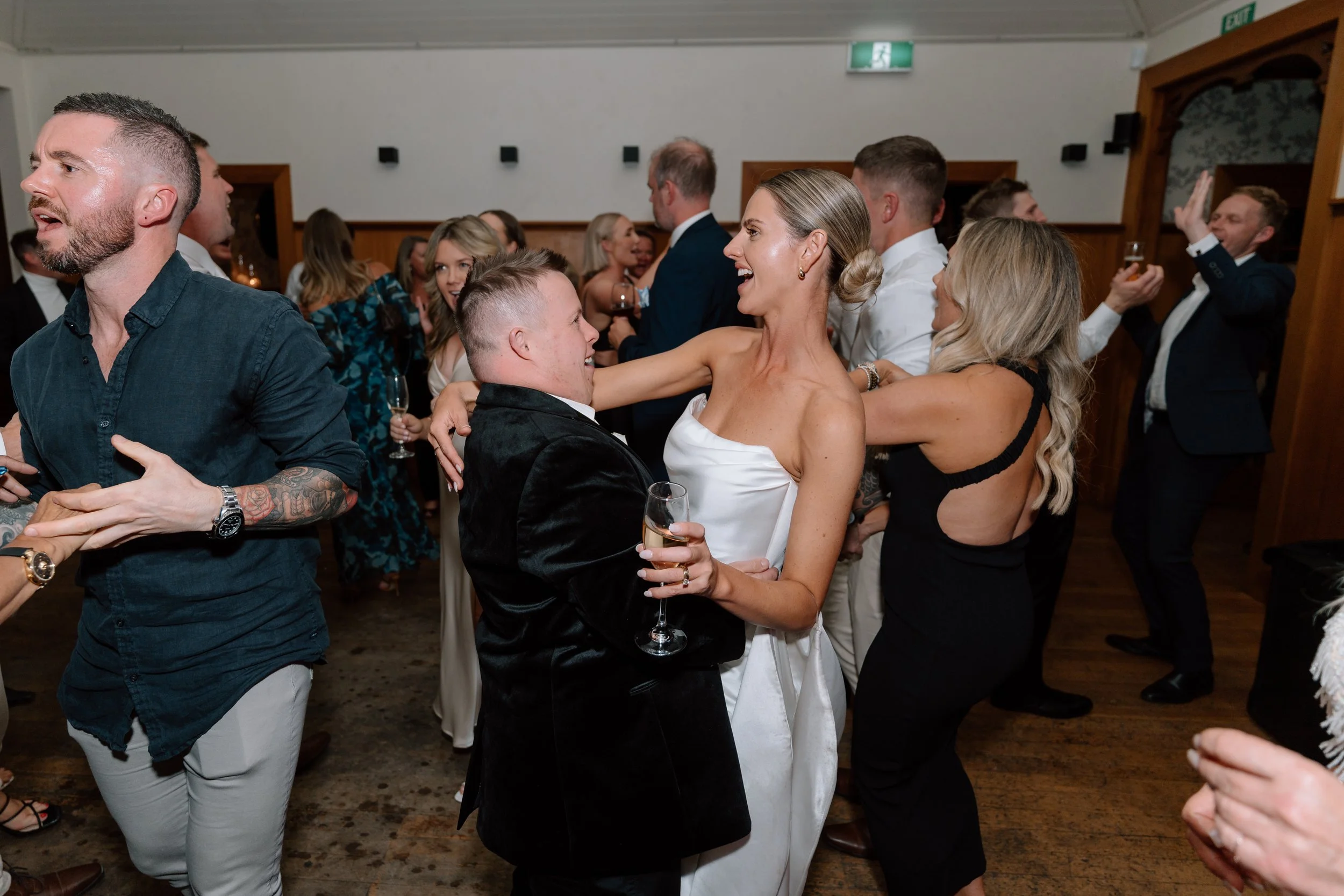 Bree+Dan_The-Winehouse-Queenstown-Wedding-Photographer81.jpg