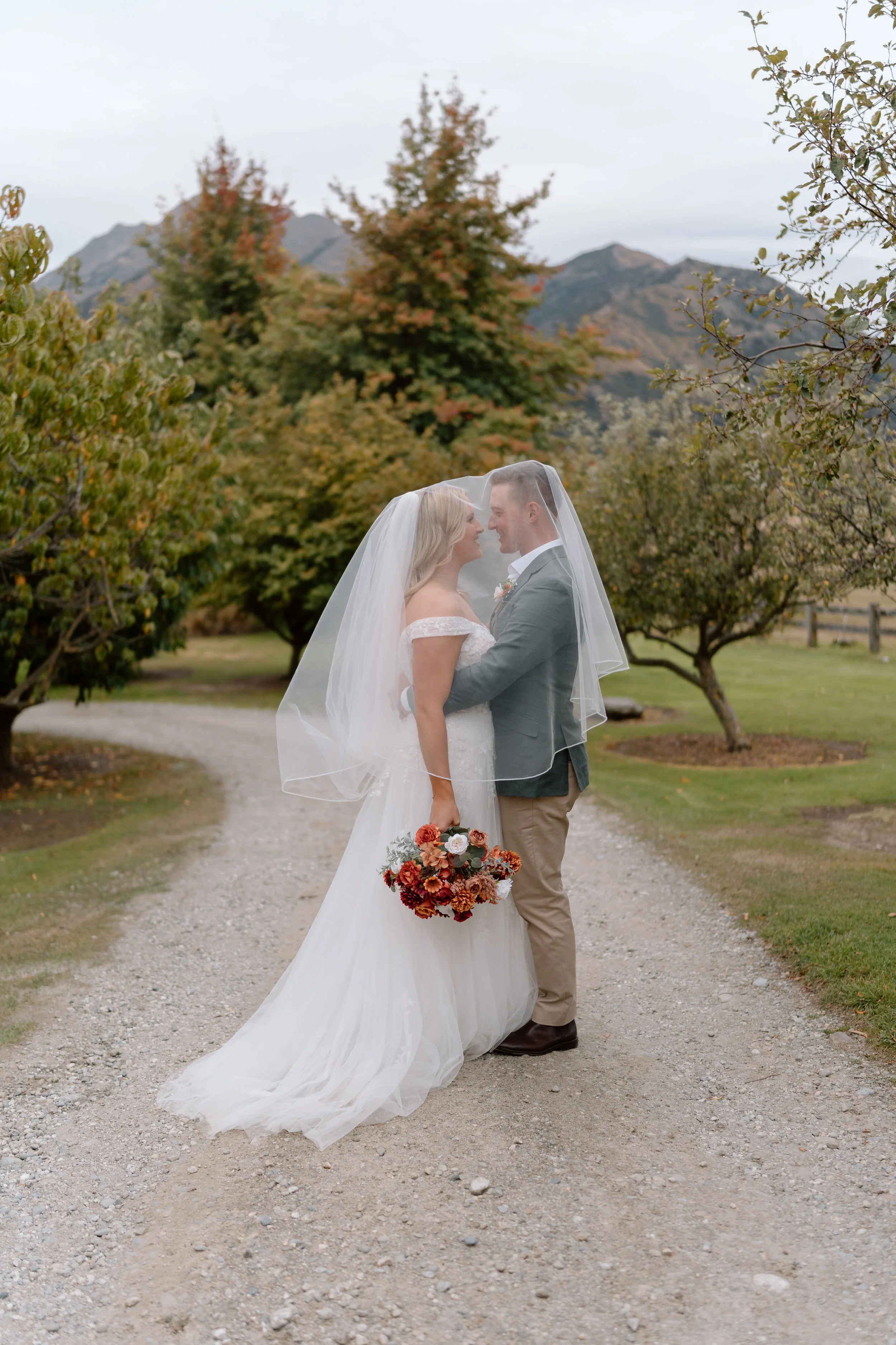 Mikayla+Dan_The-Lookout-Lodge-Wanaka-Wedding-Photography56.jpg