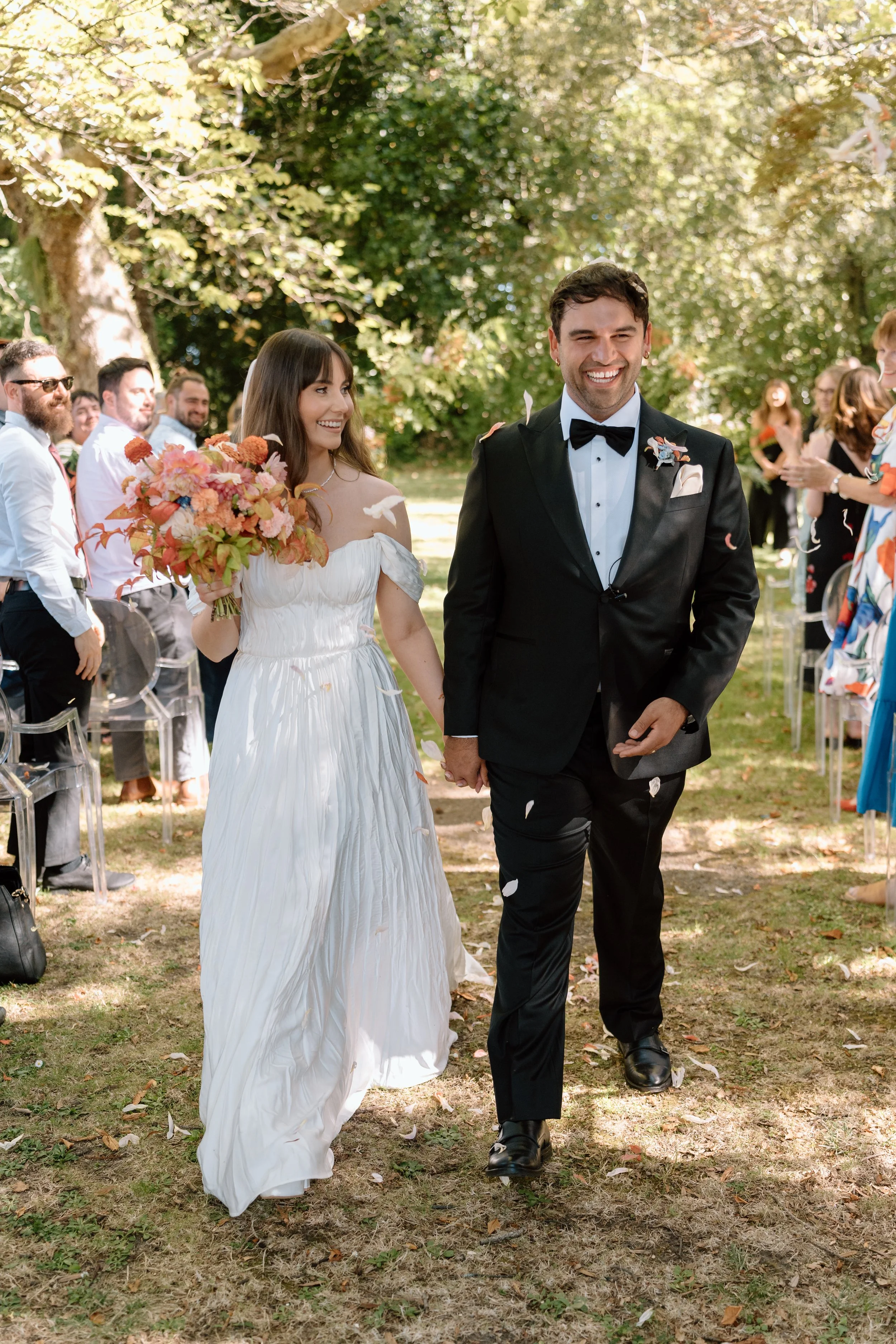 JJ+Jasmine-Wellington-Wedding-Photographer-Rose-&-Smith-Tauherenikau-Racecourse75.jpg