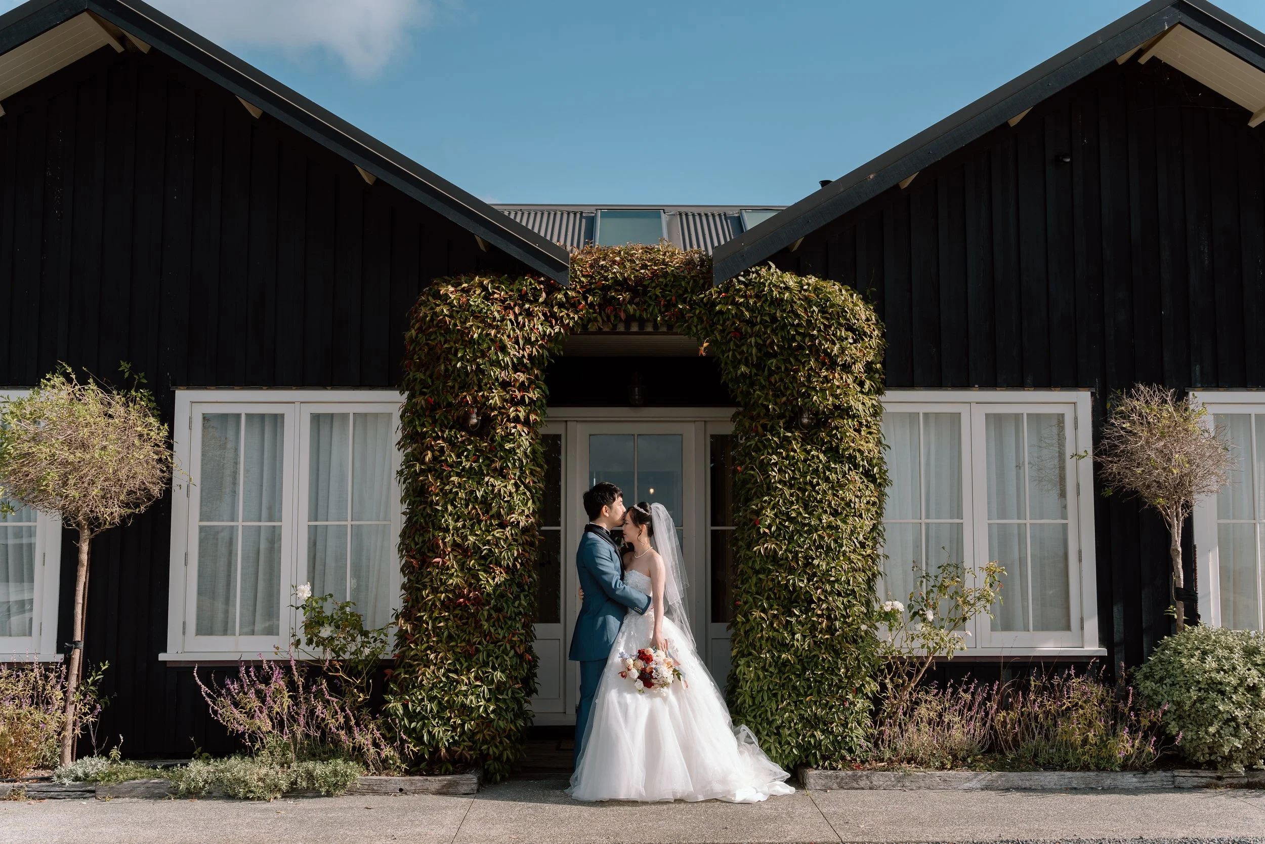Mudbrick-Vineyard-Waiheke-Wedding-Auckland-Hailey-and-Hirofumi33.jpg