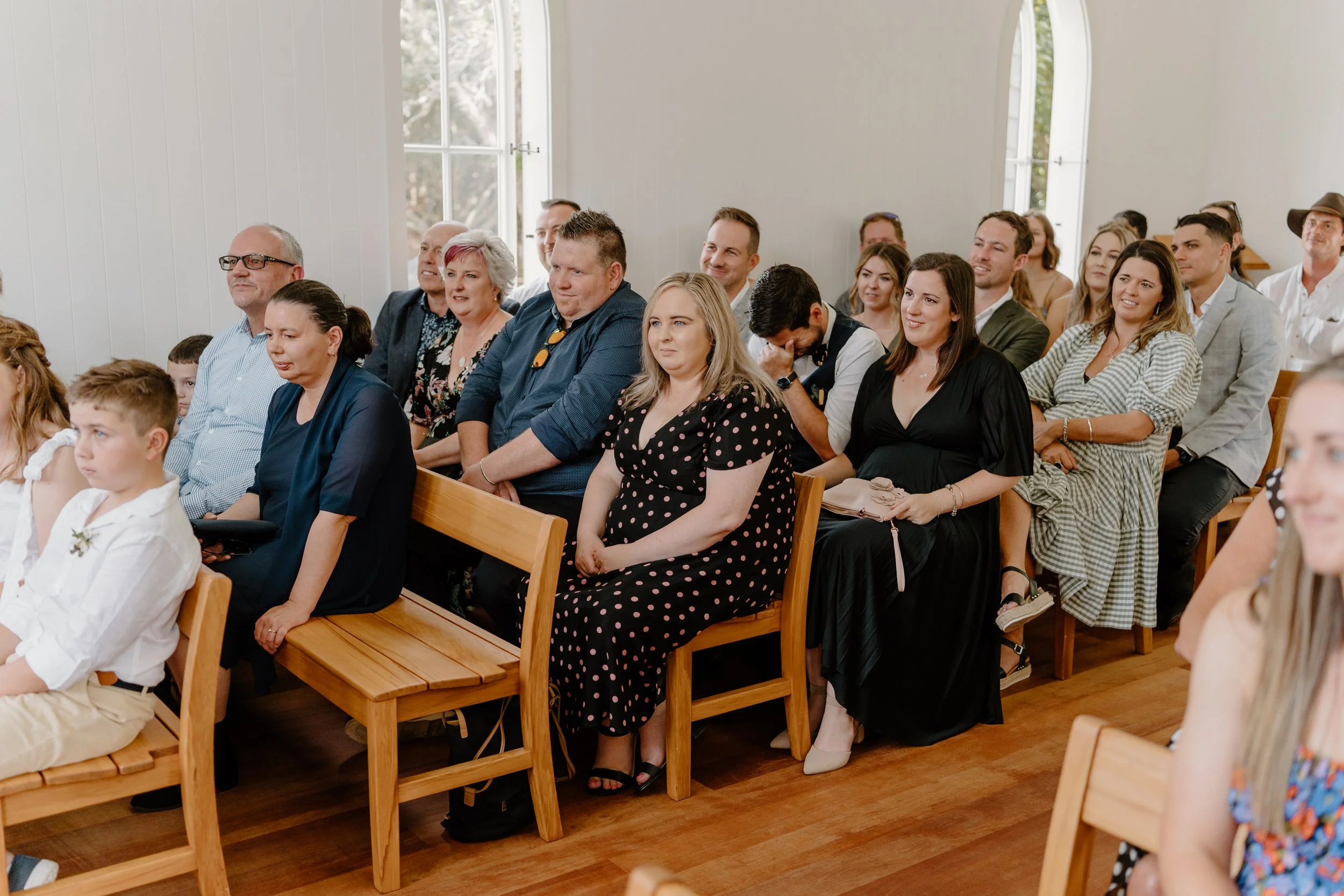 MAN-O'-WARN-WEDDING-WAIHEKE-ISLAND-PHOTOGRAPHER-AARON-COURTNEY71.jpg