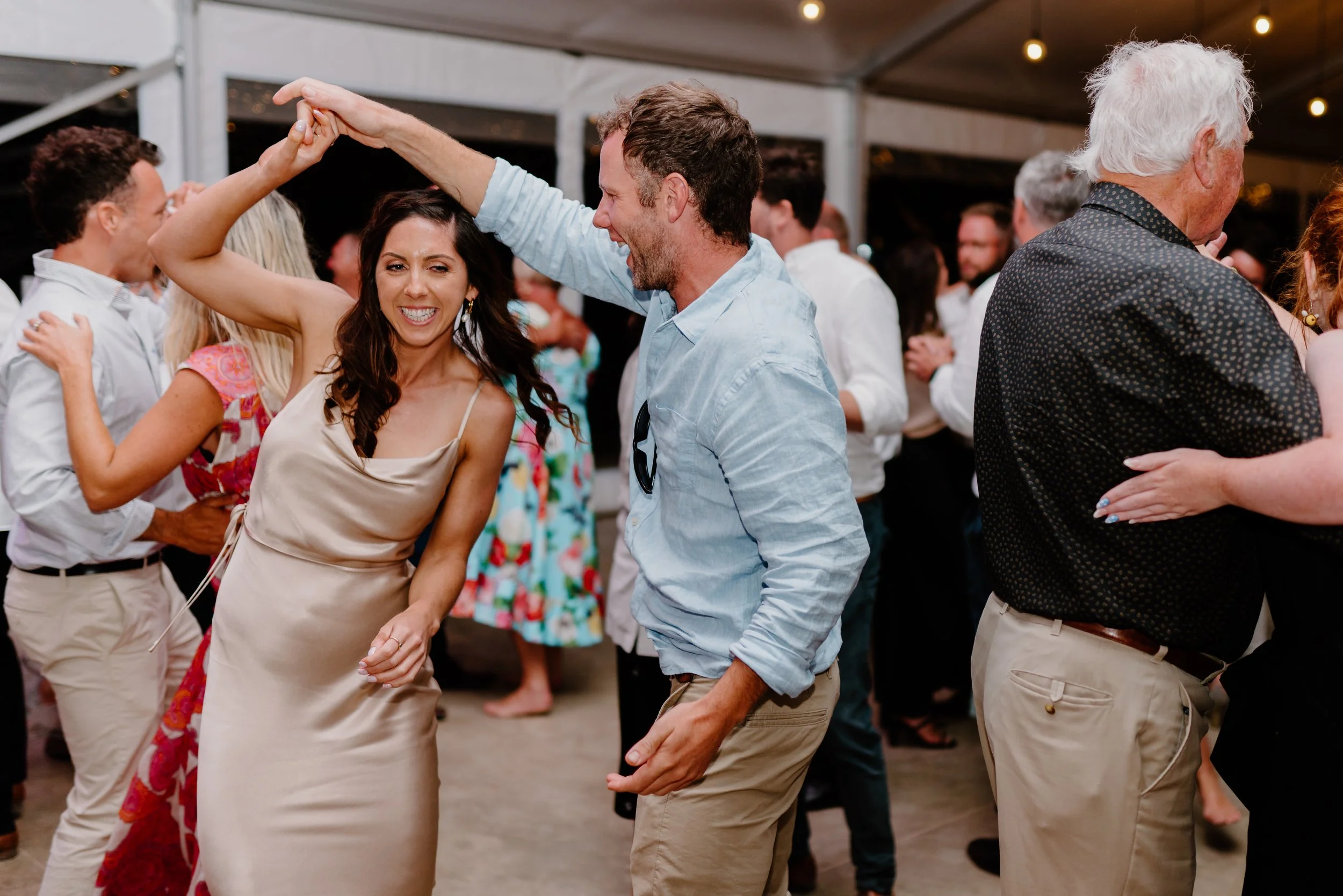 Erin+nick_Baylys-Farm-Wedding-Venue4.jpg