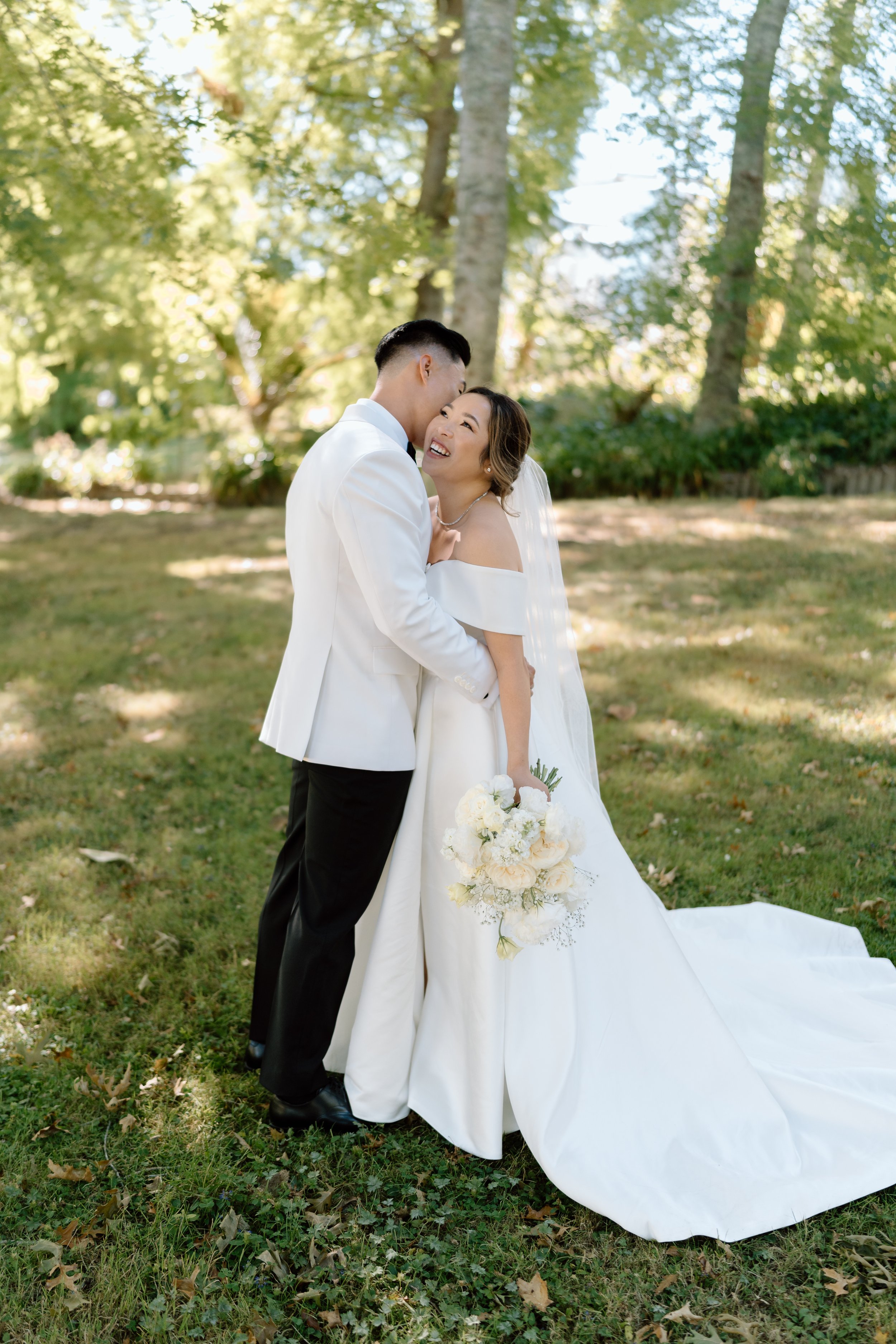 Mikki+Emily_Hunting-Lodge-Auckland-Wedding-Photographer107.jpg