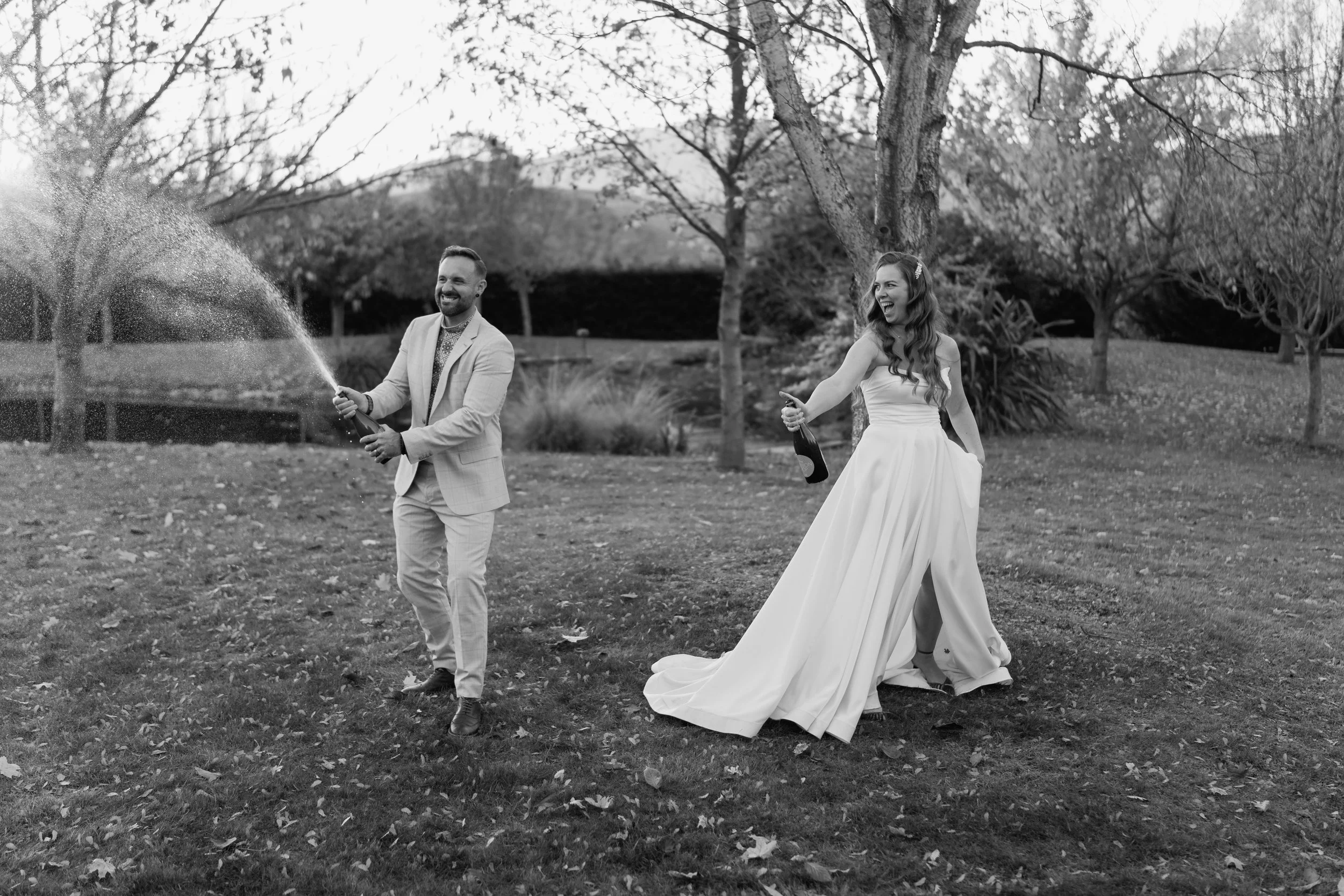 Helena+Gavin-Stoneridge-Estate-Queenstown-Wedding-Photographer148.jpg