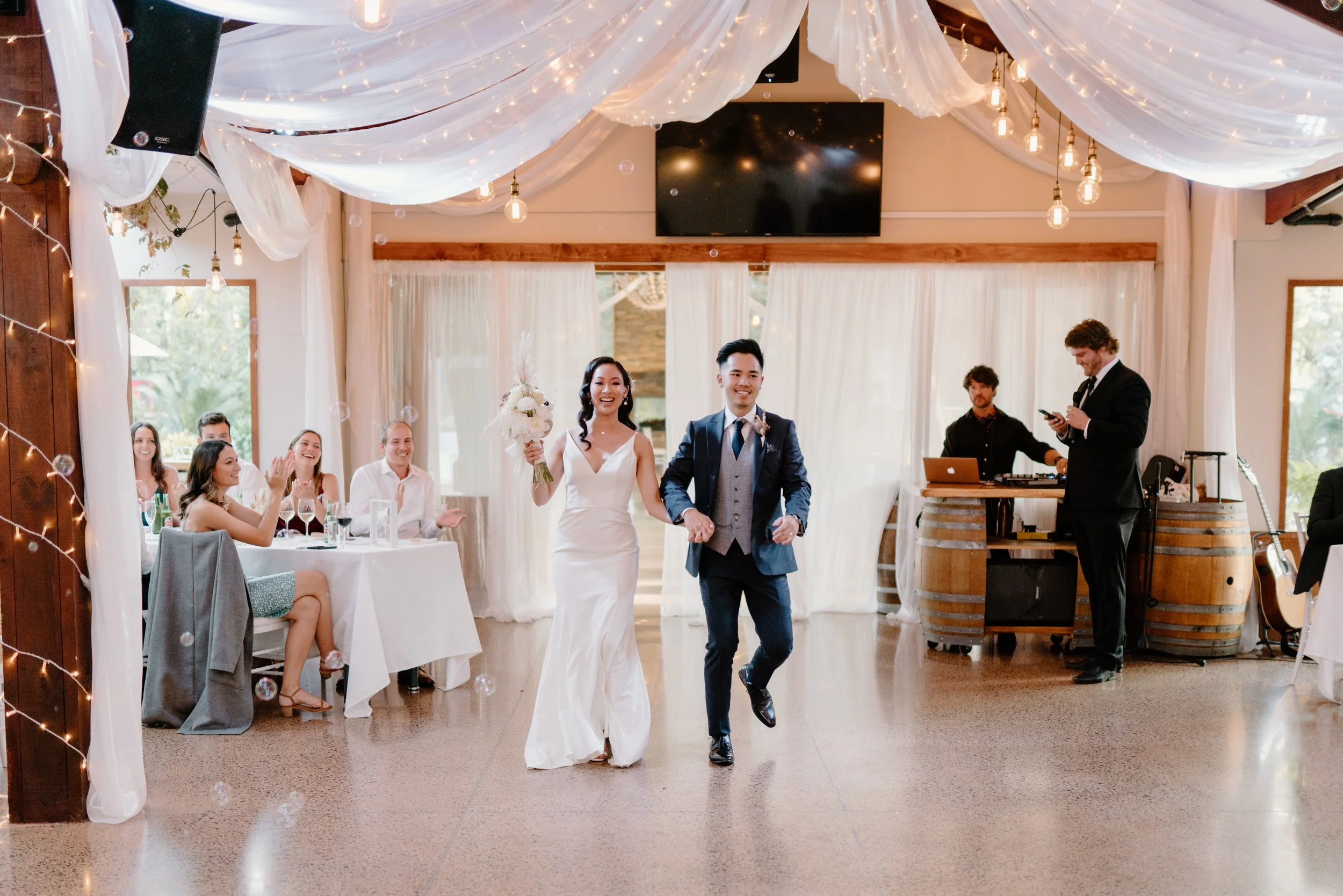 Markovina-Vineyard-Estate-Wedding-Auckland-Jess-Harri49.jpg