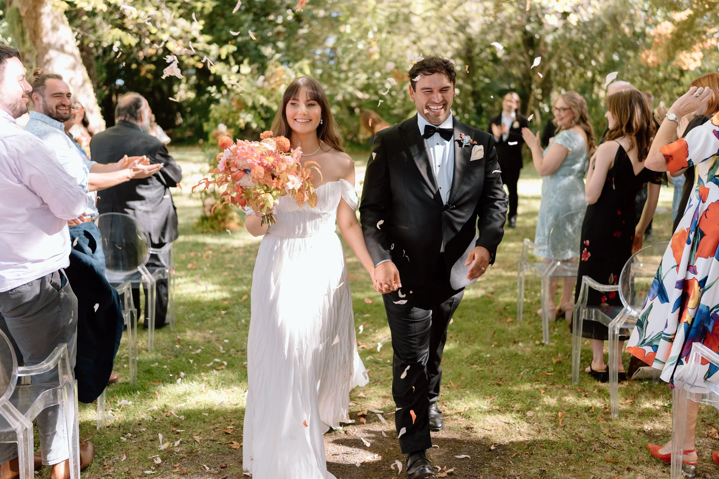 JJ+Jasmine-Wellington-Wedding-Photographer-Rose-&-Smith-Tauherenikau-Racecourse71.jpg