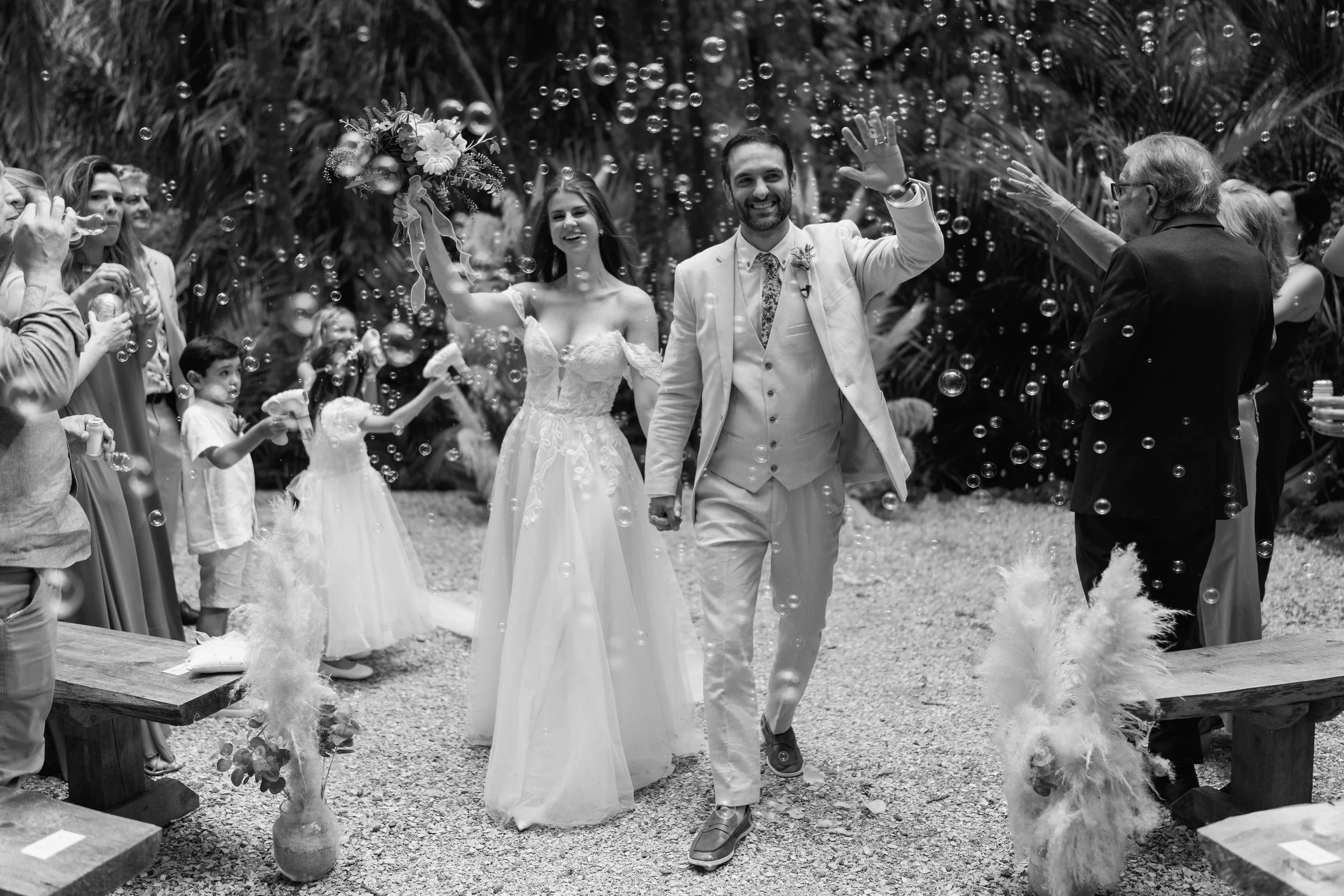 Luiza+Luis_Bridgewater-Estate-Auckland-Wedding-Photography72.jpg