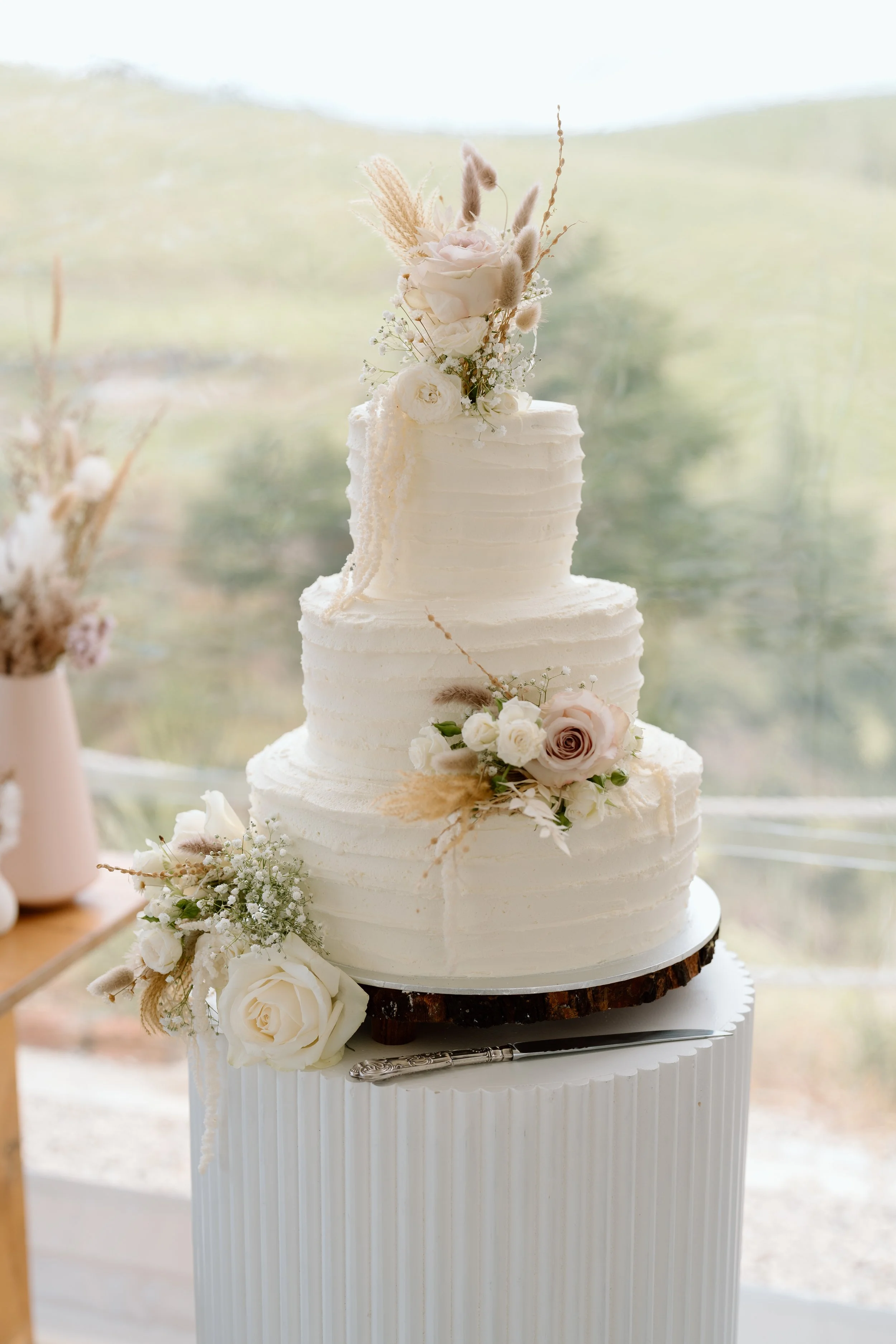 ANGELA+DANIEL_BAYLYS-FARM-WEDDING-PAIHIA-RECEPTION25.jpg