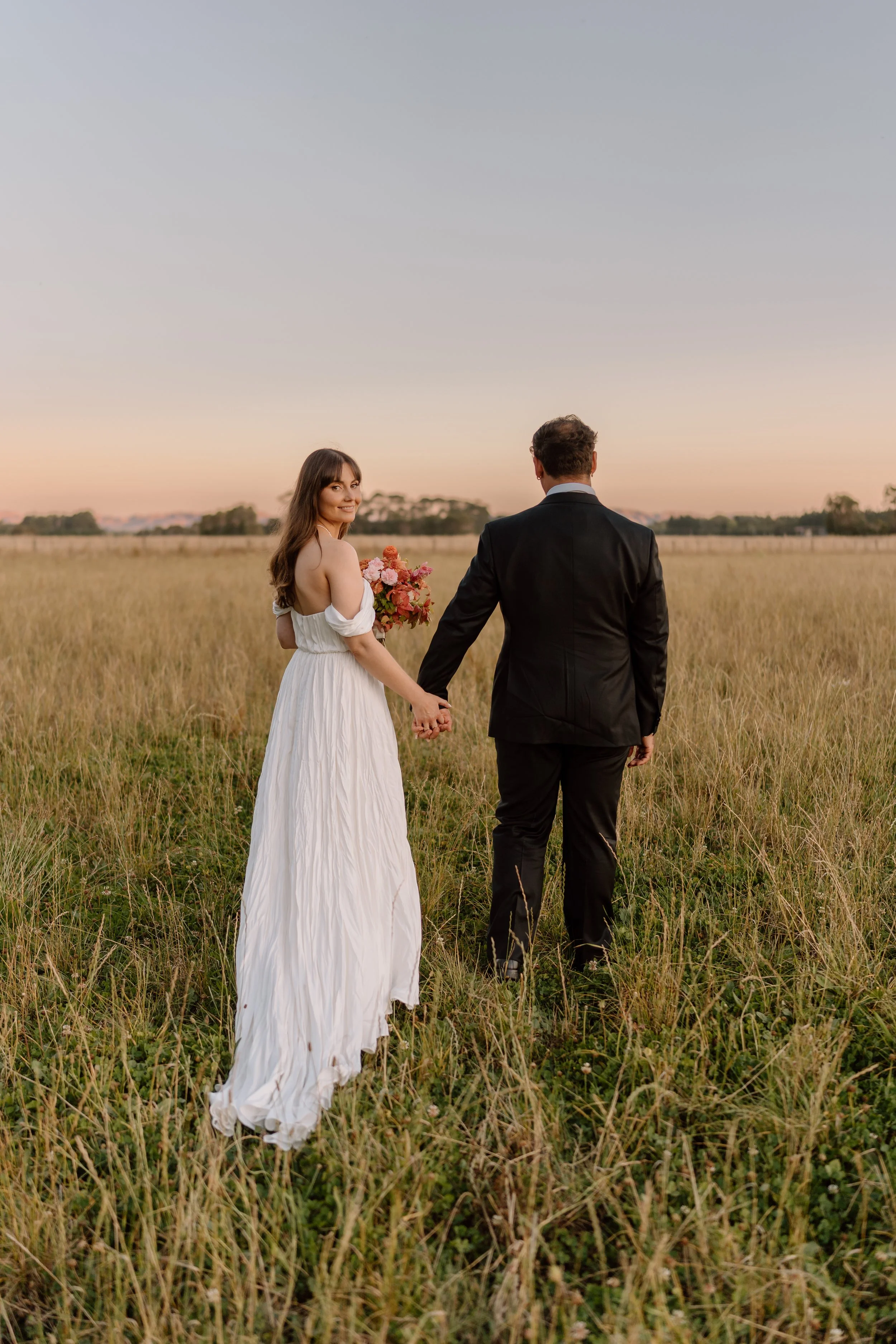 JJ+Jasmine-Wellington-Wedding-Photographer-Rose-&-Smith-Tauherenikau-Racecourse100.jpg