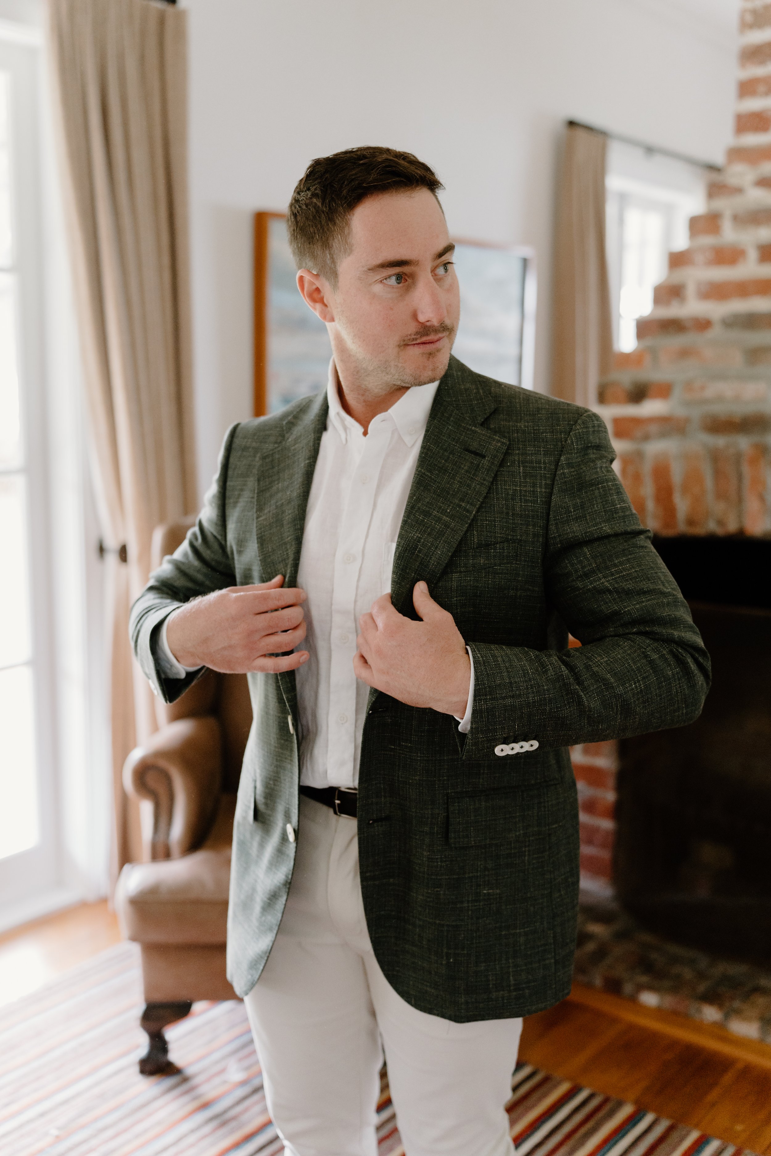 MAN-O'-WARN-WEDDING-WAIHEKE-ISLAND-PHOTOGRAPHER-AARON-COURTNEY15.jpg
