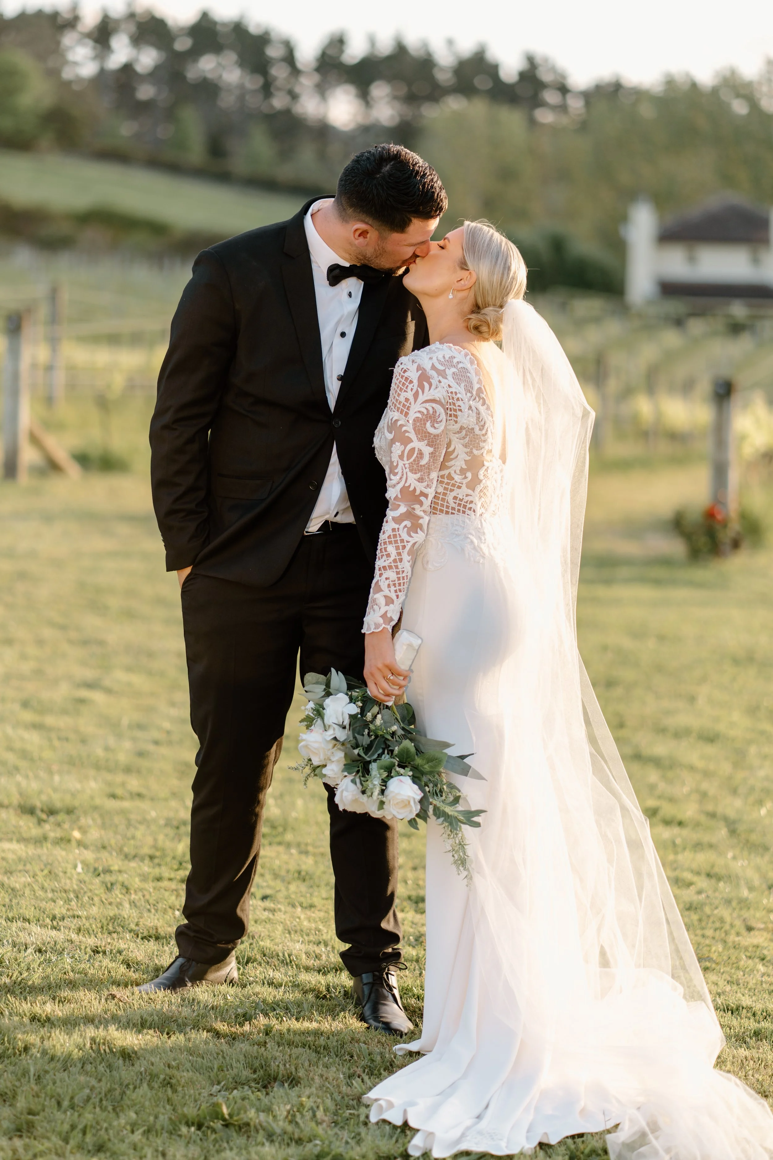 Mikey+Laura_Turanga-Creek-Auckland-Wedding-Photography46.jpg