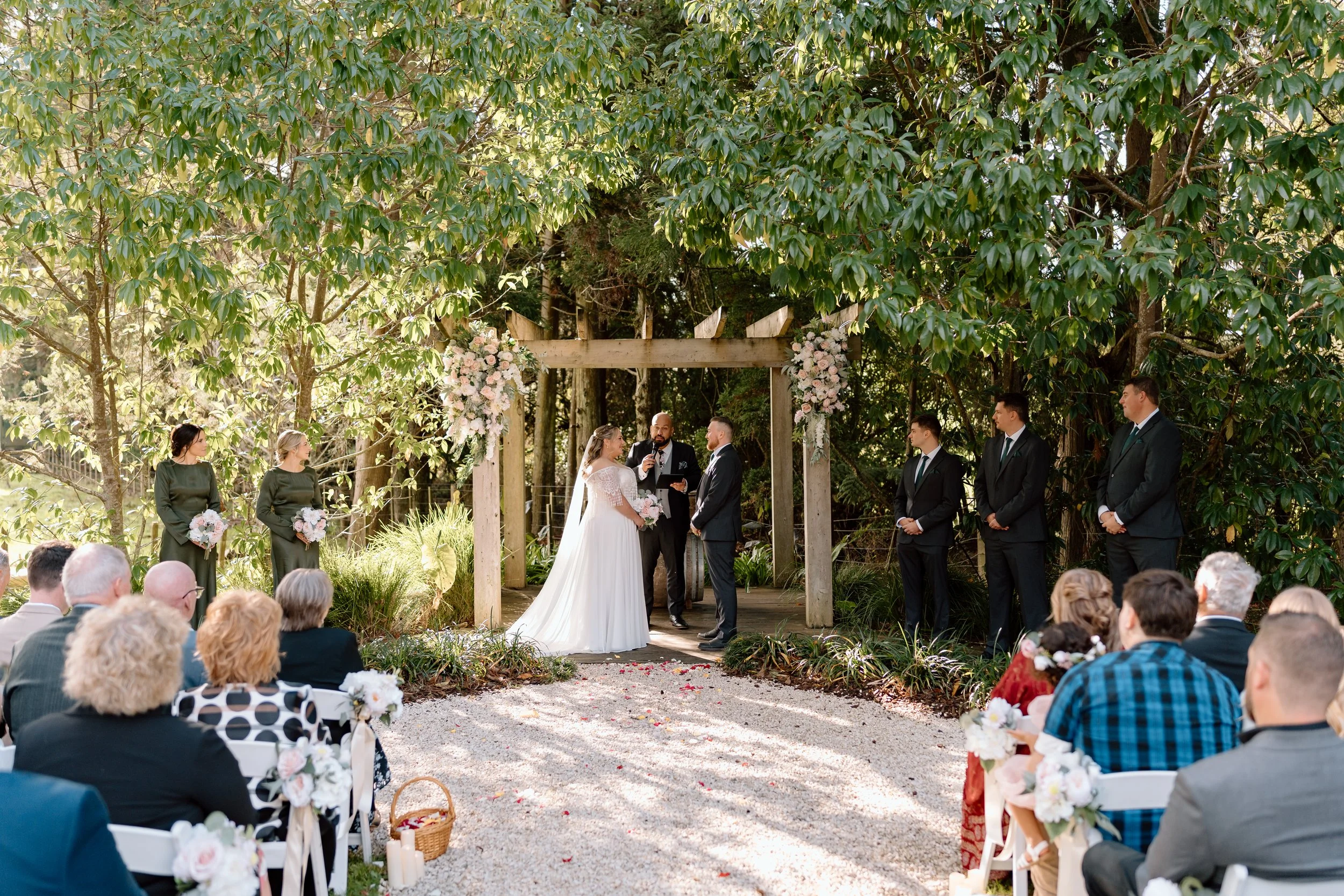 Kumeu-Valley-Estate-Auckland-Wedding-Venue-Josh-and-Catherine11.jpg