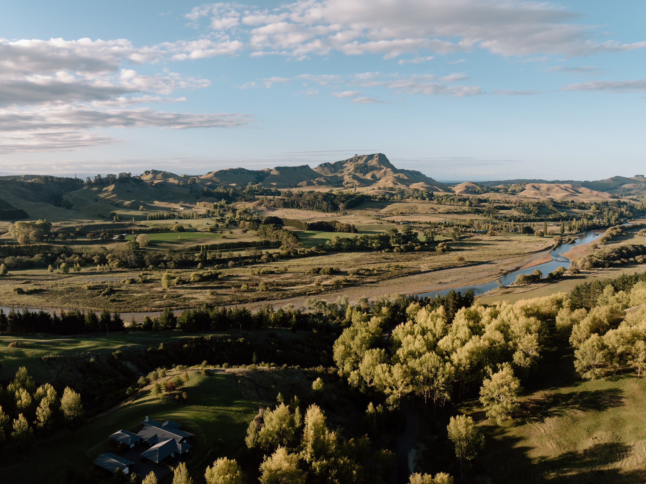Brittany+Josh_Havelock-North-Wedding-Photographer44.jpg